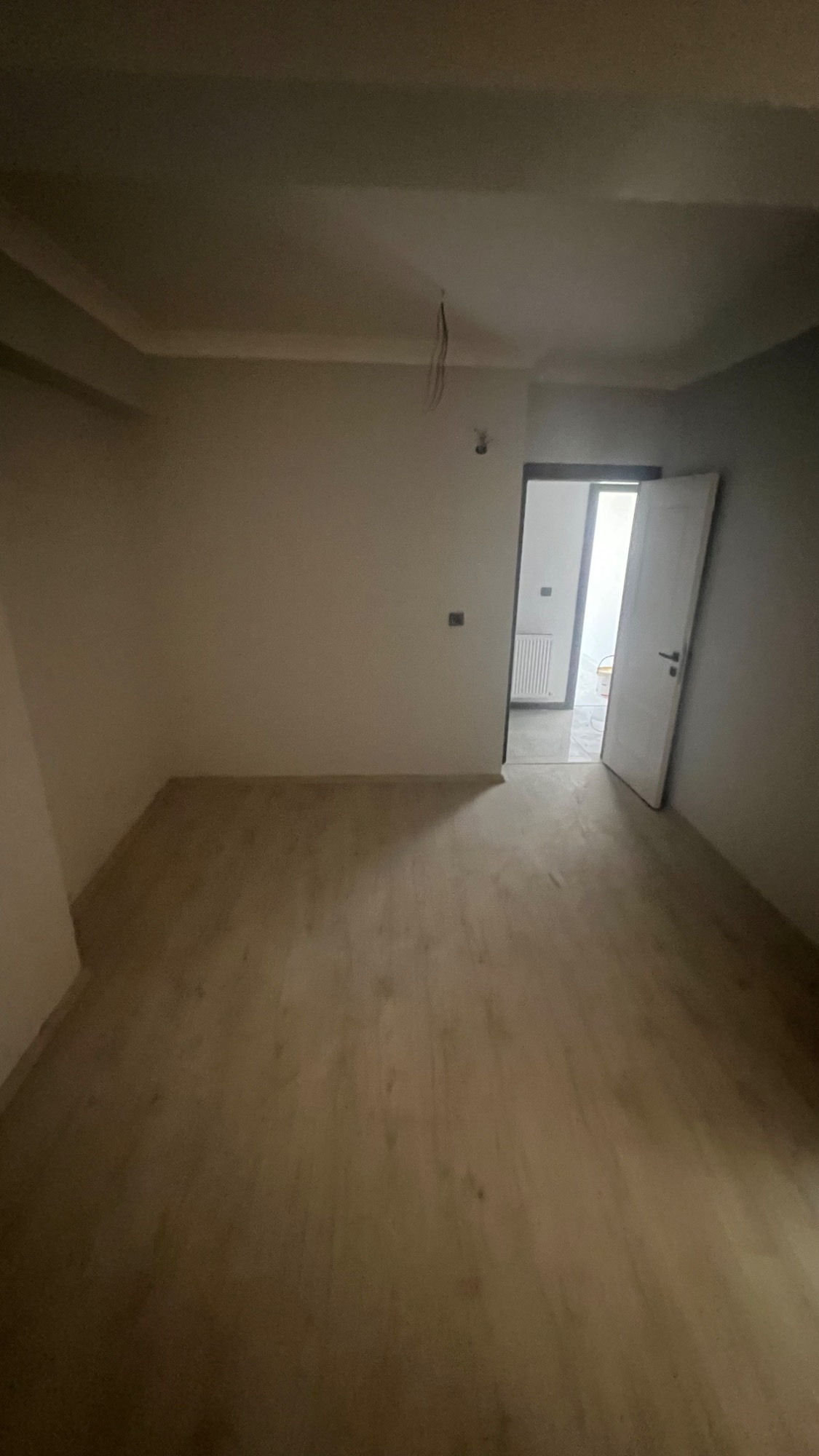 TURGUTLU 7 EYLÜL MAH 3+1  135 M2 DOĞALGAZLI
