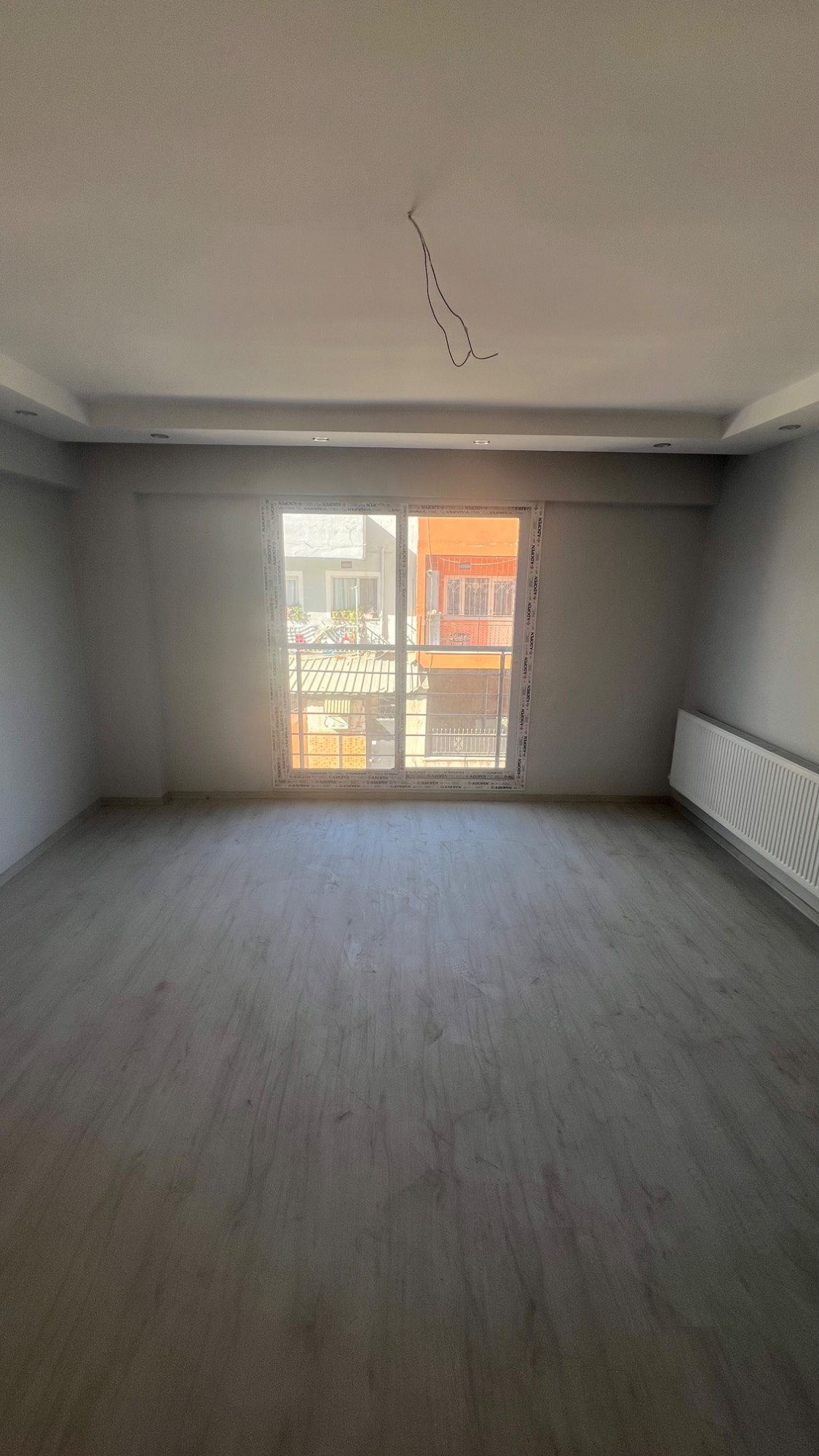 TURGUTLU 7 EYLÜL MAH 3+1  135 M2 DOĞALGAZLI