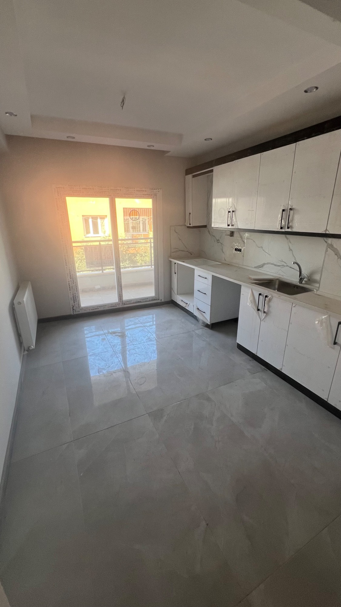 TURGUTLU 7 EYLÜL MAH 3+1  135 M2 DOĞALGAZLI
