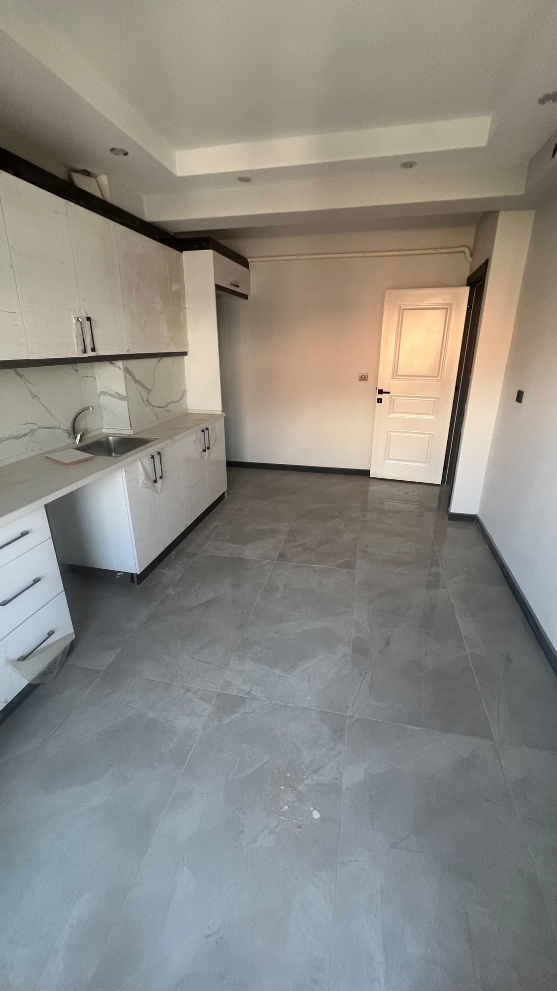 TURGUTLU 7 EYLÜL MAH 3+1  135 M2 DOĞALGAZLI