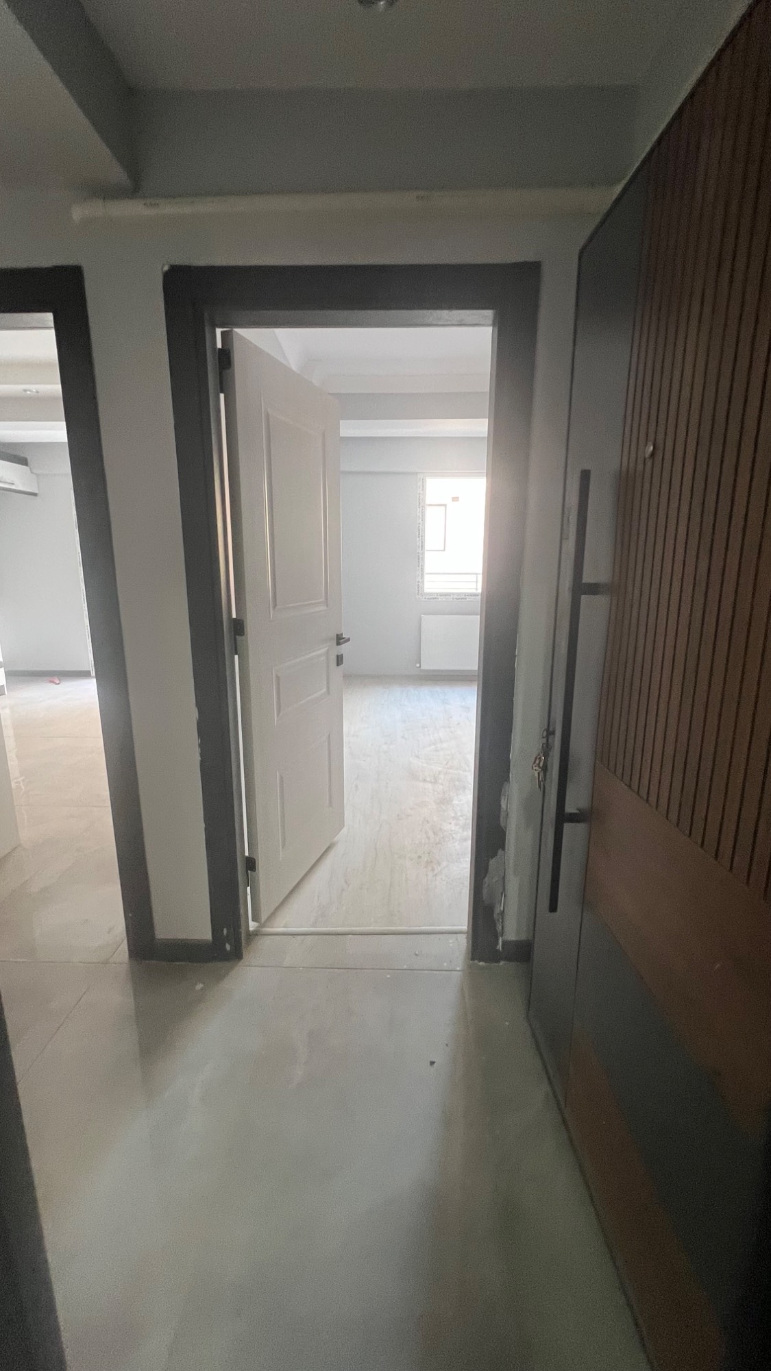 TURGUTLU KERVANYOLU YAKINI 110 M2 TERASLI 2+1 DAİRE