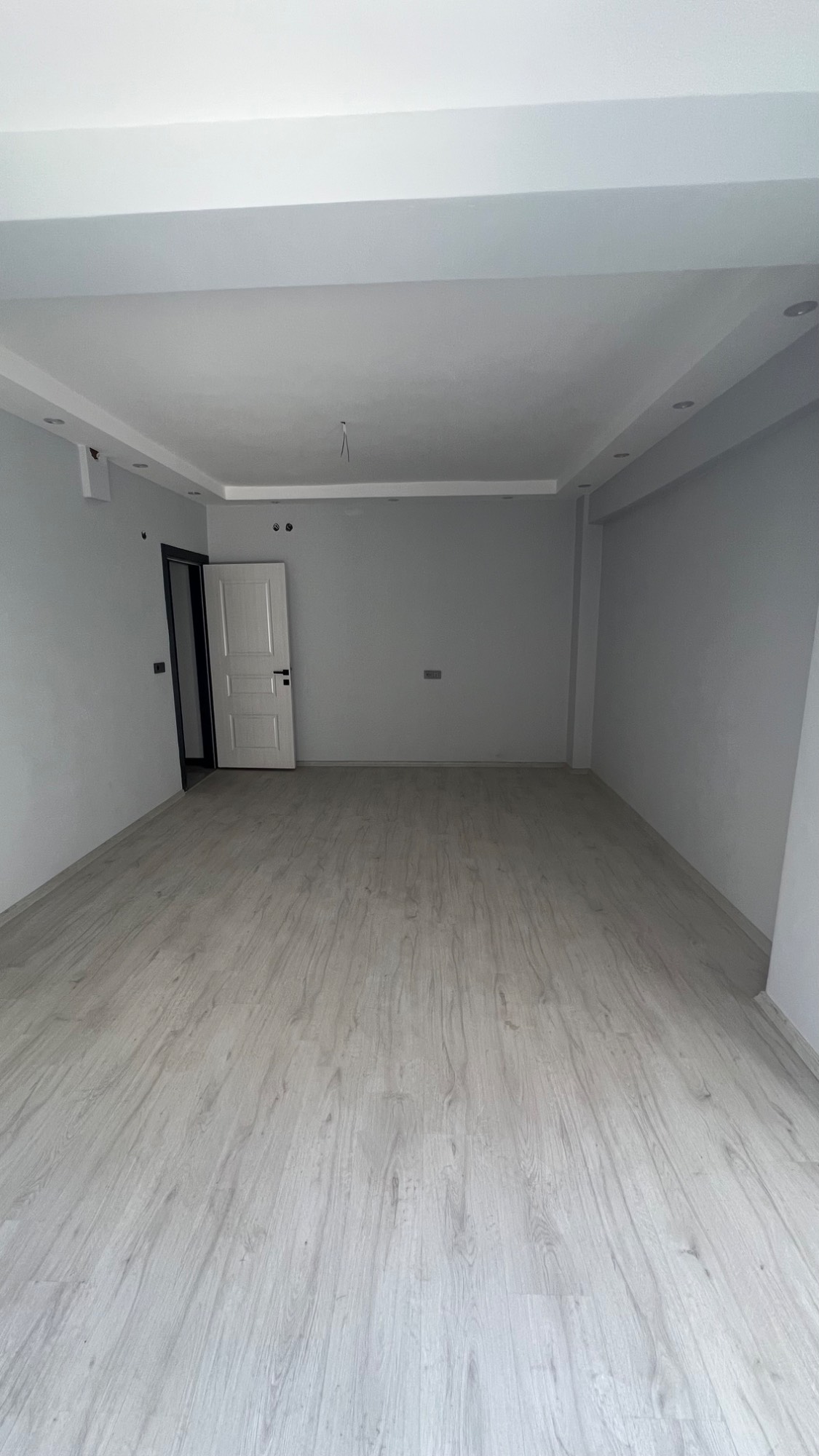 TURGUTLU KERVANYOLU YAKINI 110 M2 TERASLI 2+1 DAİRE