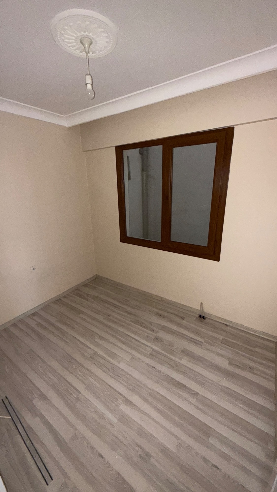DEDEKORKUT’TA 1+1 KLİMALI ARA KAT ASANSÖRLÜ KİRALIK DAİRE