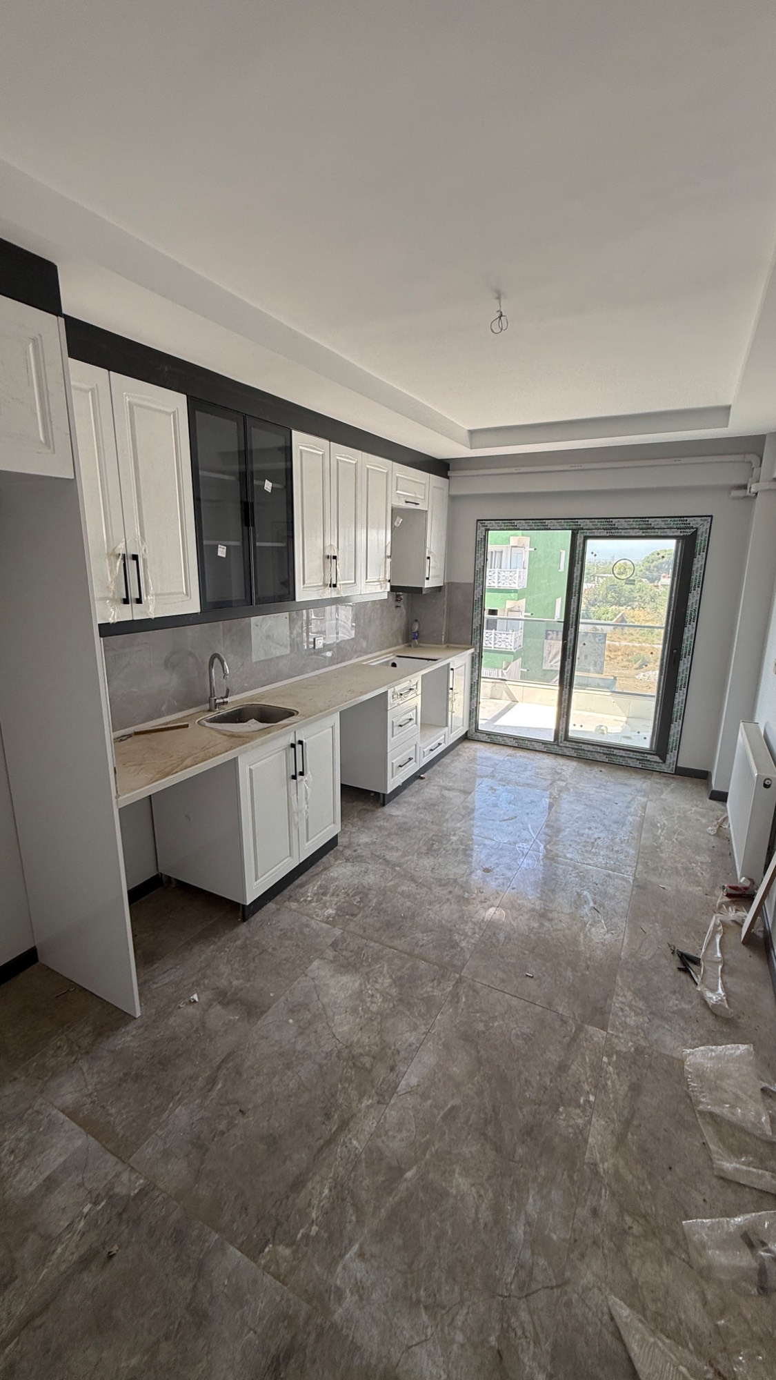 MUSTAFA KEMAL DE ARA KAT FIRSAT 3+1 SATILIK DAİRE