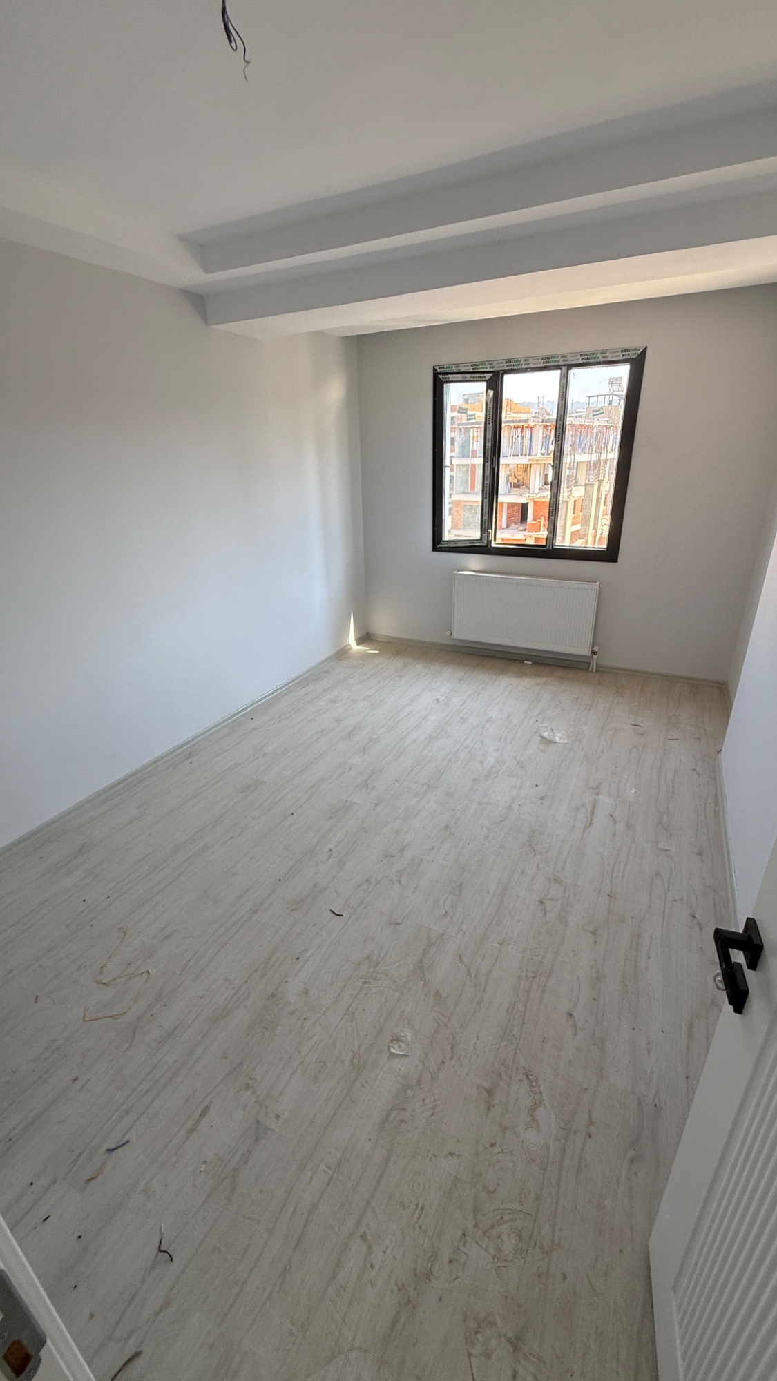 MUSTAFA KEMAL DE ARA KAT FIRSAT 3+1 SATILIK DAİRE