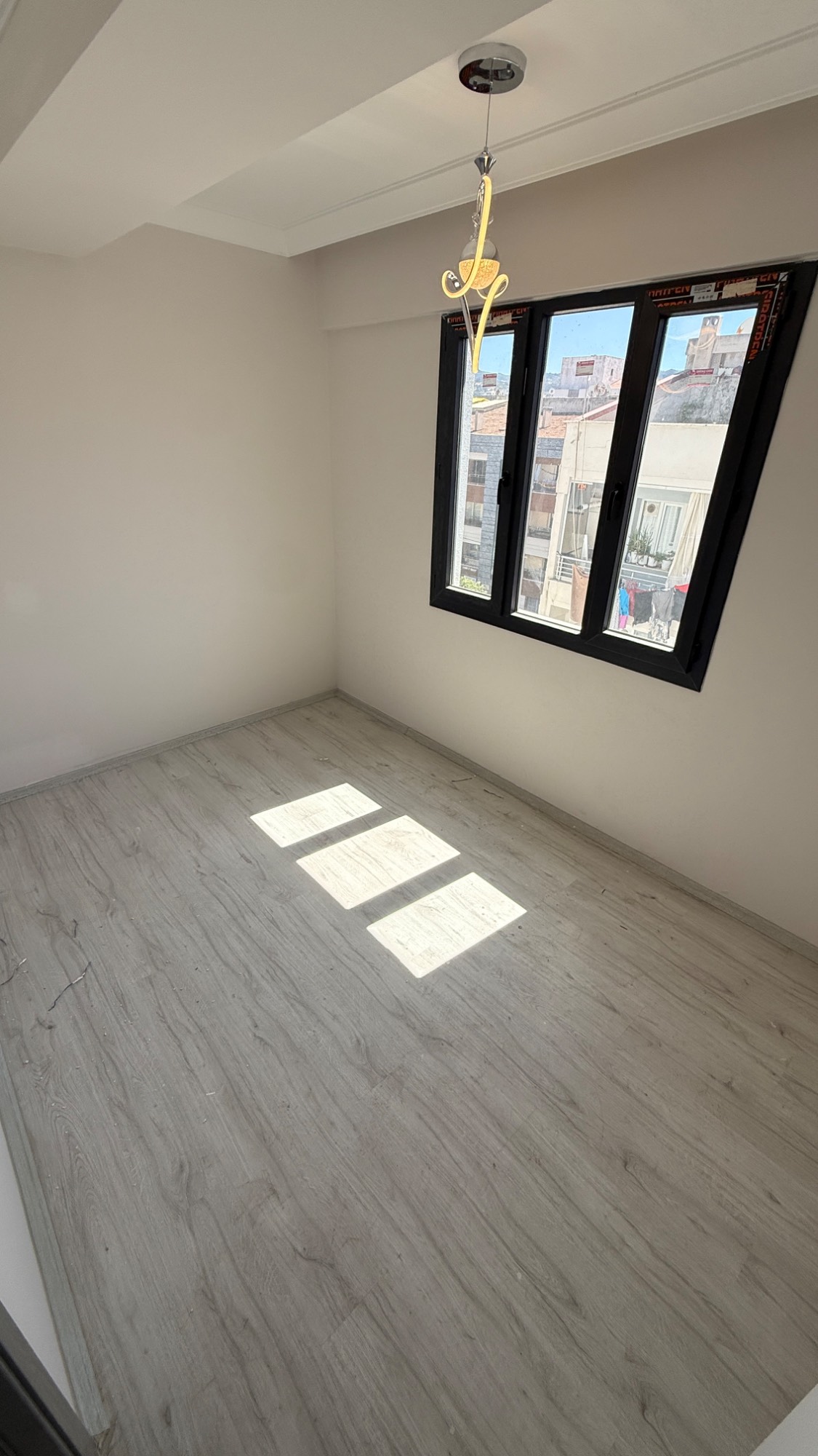 KURTULUŞ MH 3+1 YERDEN ISITMALI SIFIR SATILIK DAİRE
