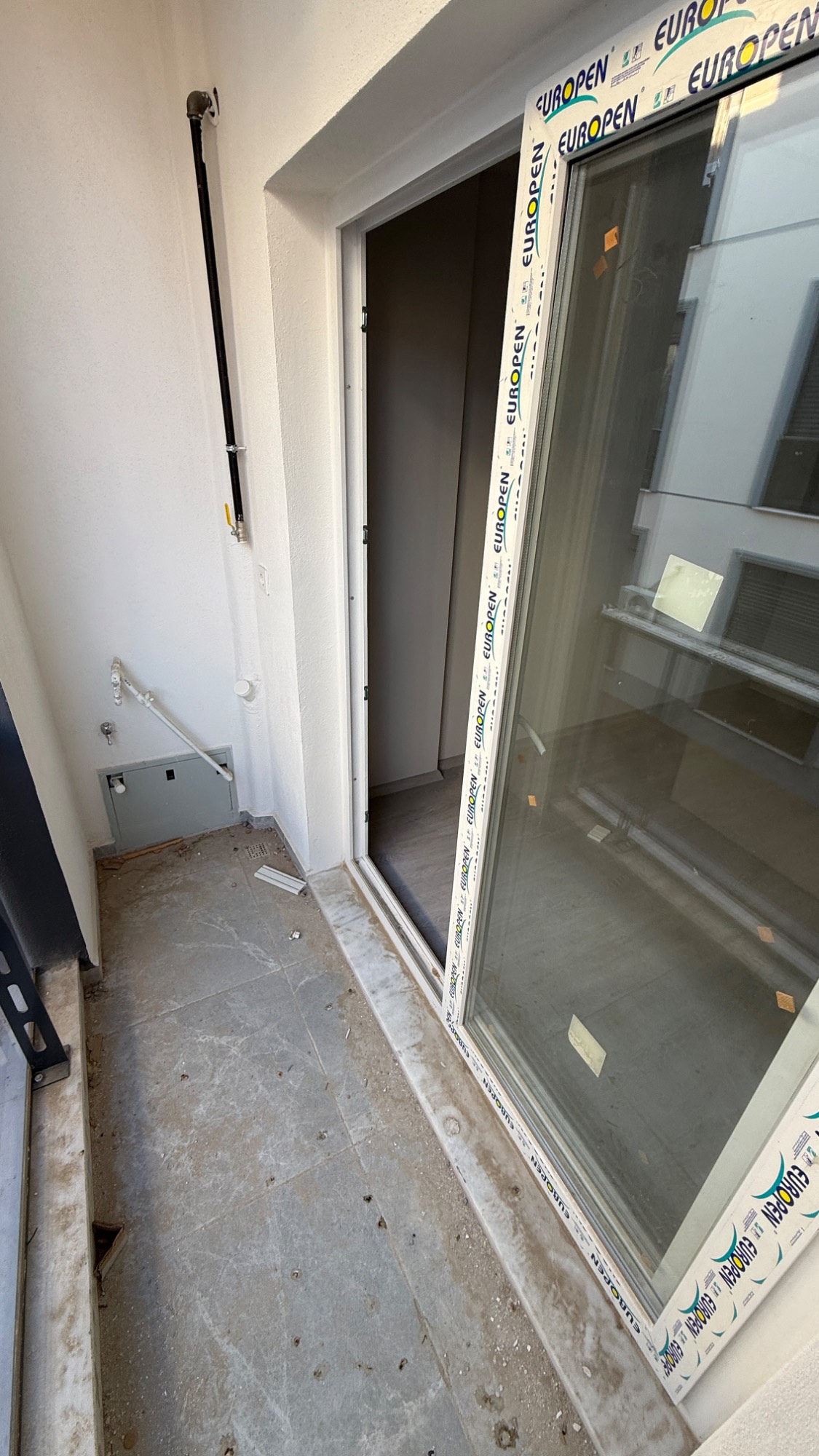 ERGENEKON MERKEZDE SINIRSIZ KREDİ İMKANLI SIFIR SATILIK 2+1 DAİRE
