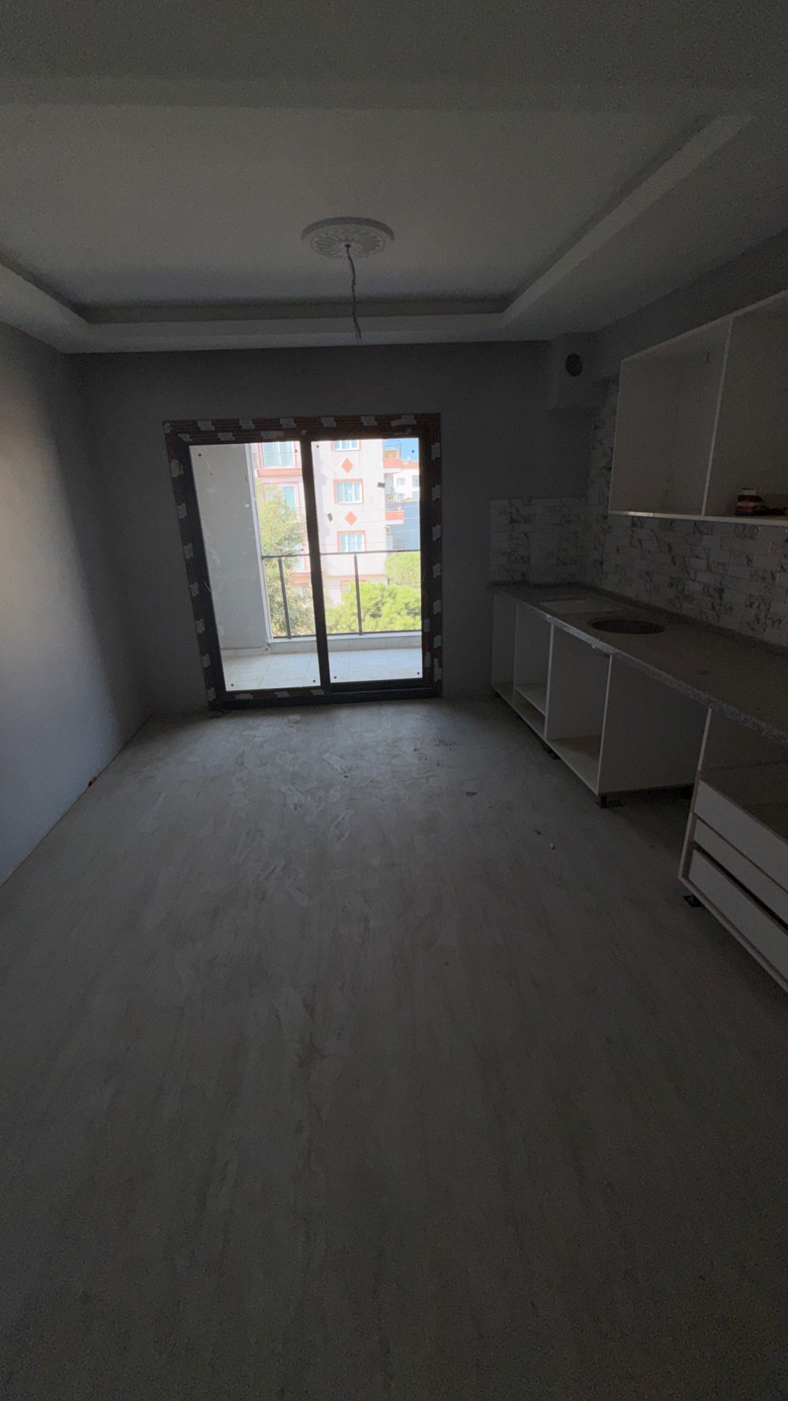PAZARTESİ PAZARI YAKINI 3+1 SIFIR ACİL SATILIK DAİRE