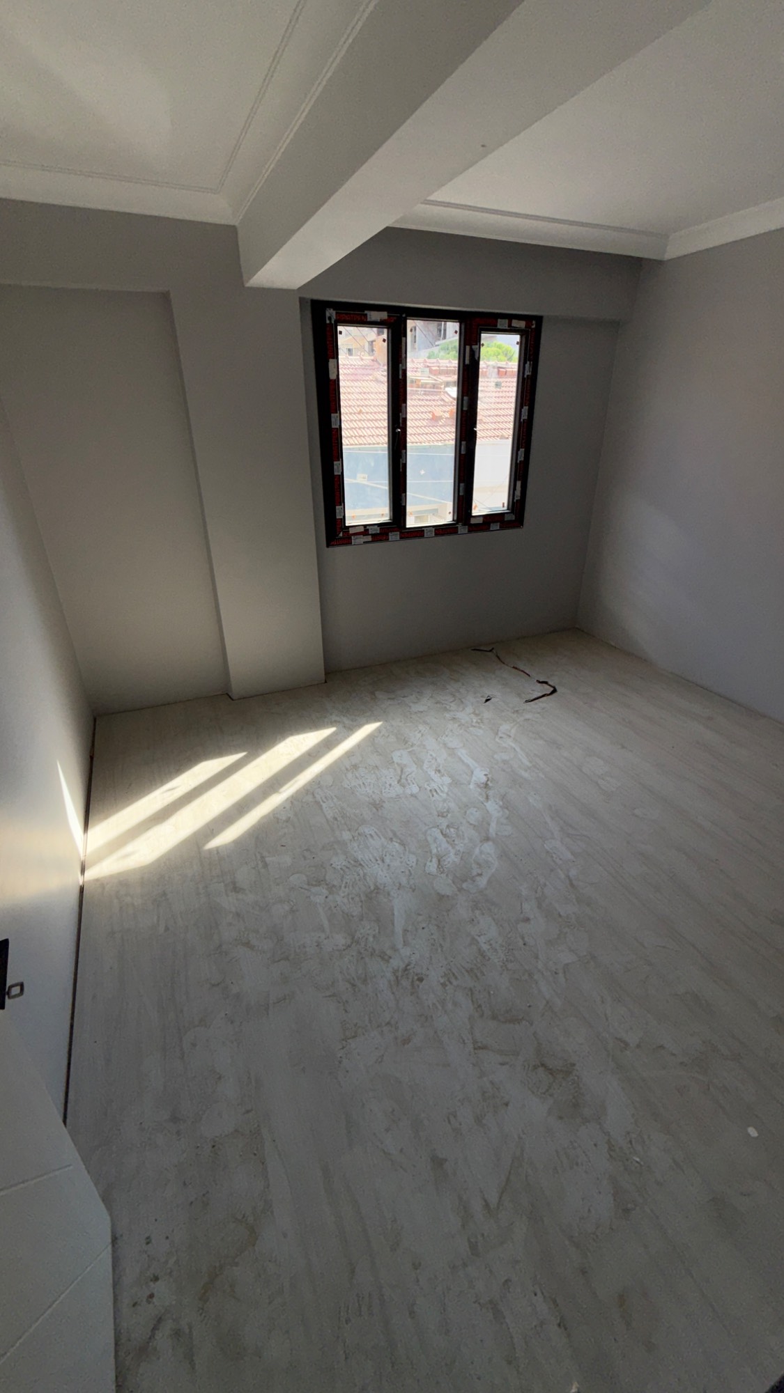 PAZARTESİ PAZARI YAKINI 3+1 SIFIR ACİL SATILIK DAİRE