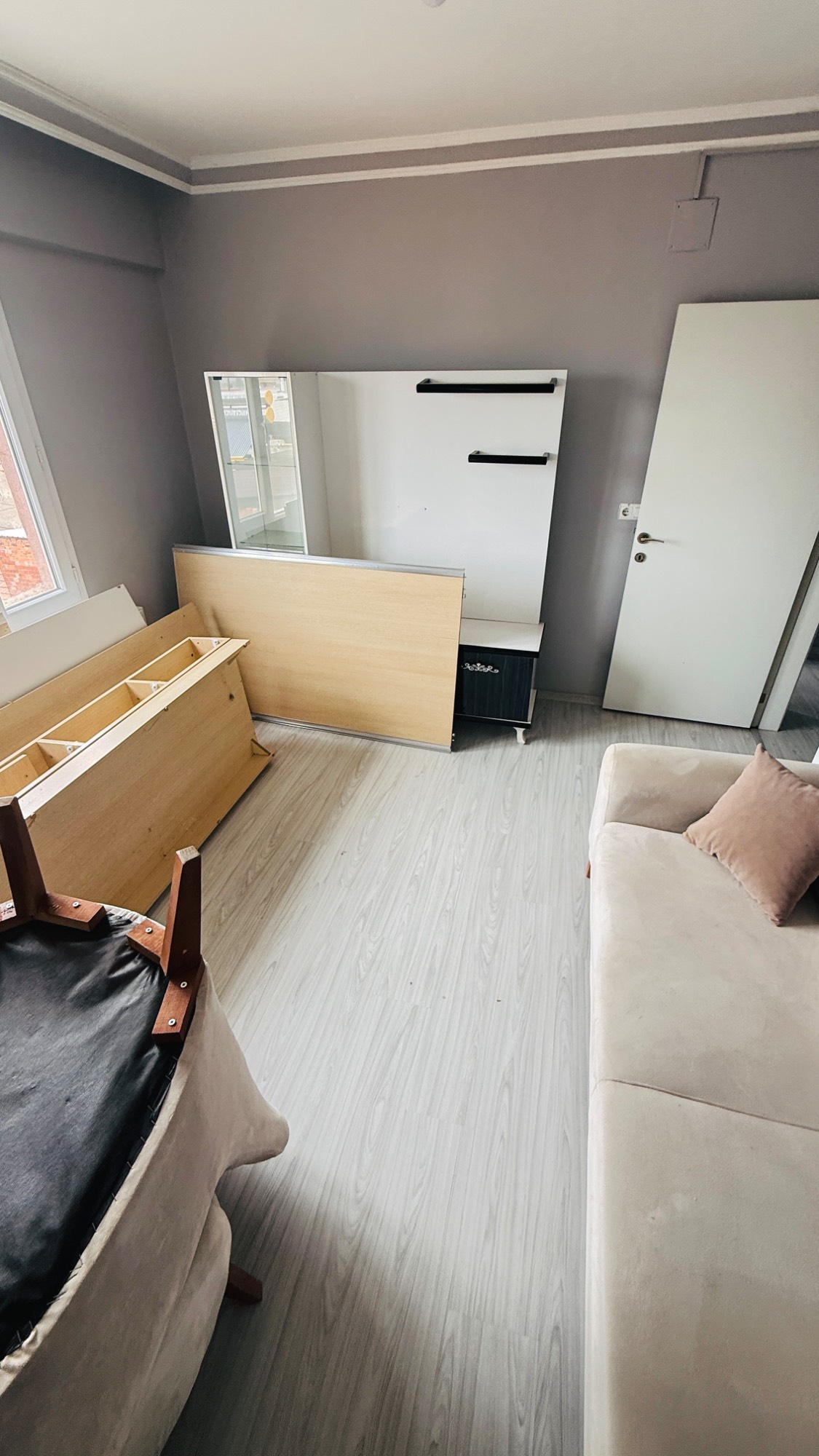 TURGUTLAR MAH SEZGİNLER YAKINI 2+1 KİRALIK DAİRE