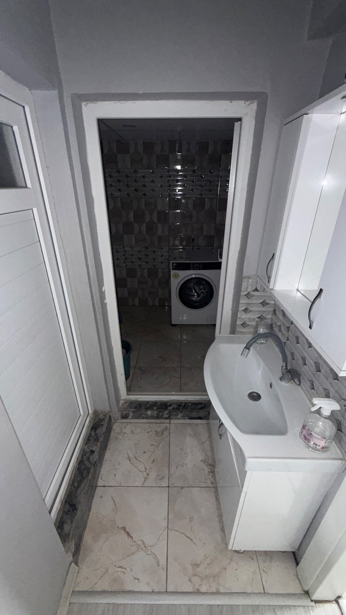 TURGUTLAR MAH SEZGİNLER YAKINI 2+1 ASANSÖRLÜ SATILIK DAİRE