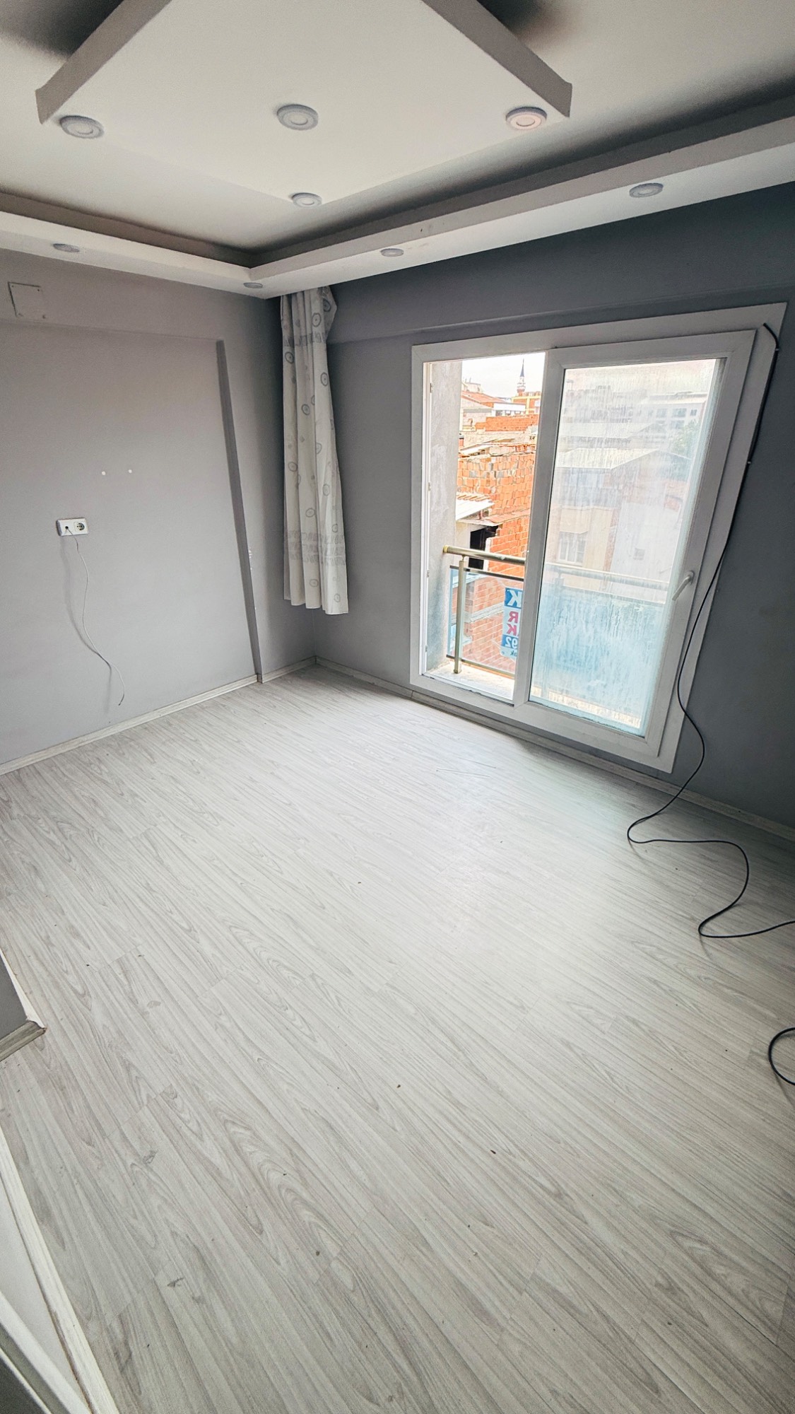 TURGUTLAR MAH SEZGİNLER YAKINI 2+1 KİRALIK DAİRE