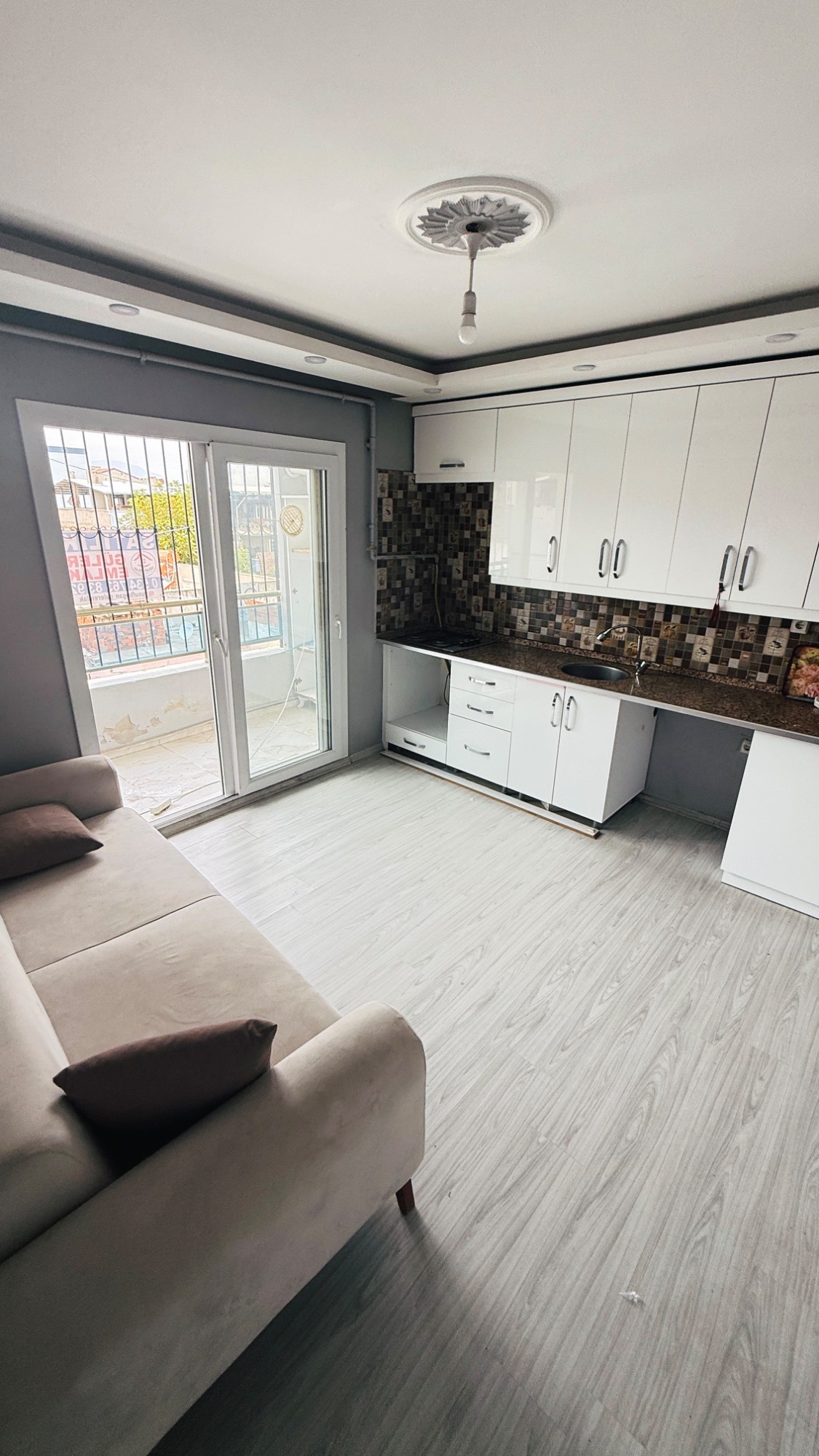 TURGUTLAR MAH SEZGİNLER YAKINI 2+1 KİRALIK DAİRE