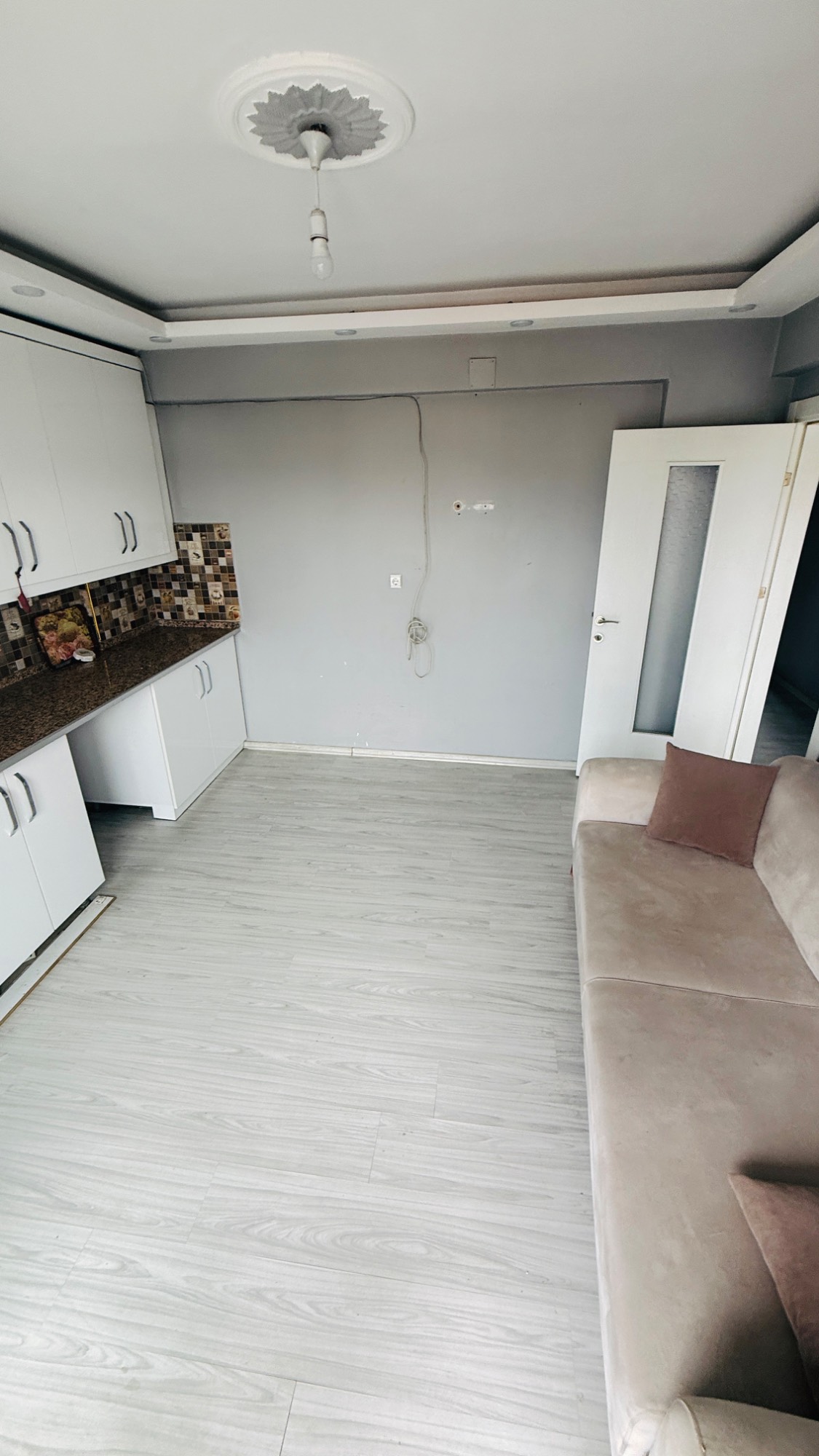 TURGUTLAR MAH SEZGİNLER YAKINI 2+1 KİRALIK DAİRE