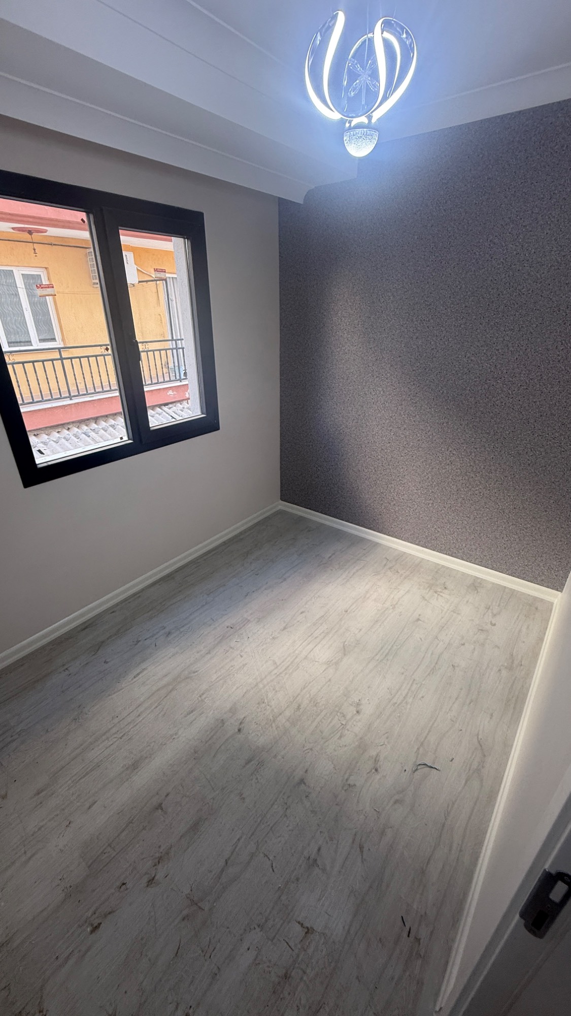 MUSTAFA KEMAL MAH 3+1 SIFIR MASRAF ACİL SATILIK DAİRE