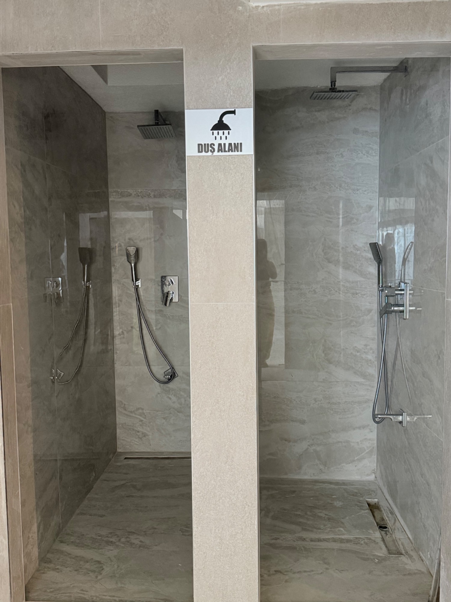 TURGUTLU SATILIK SELVILITEPE MAH MİRNAS BAHÇEŞEHİR LÜKS DAİRELER