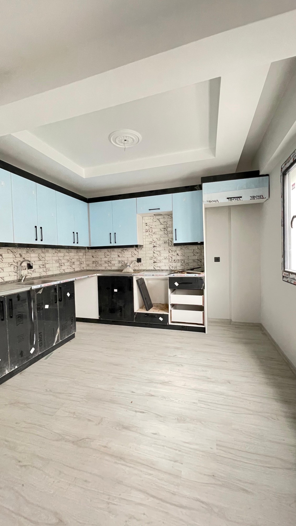 ACİL SATILIK 105 M2 2+1  OTOPARKLI ASANSÖRLÜ