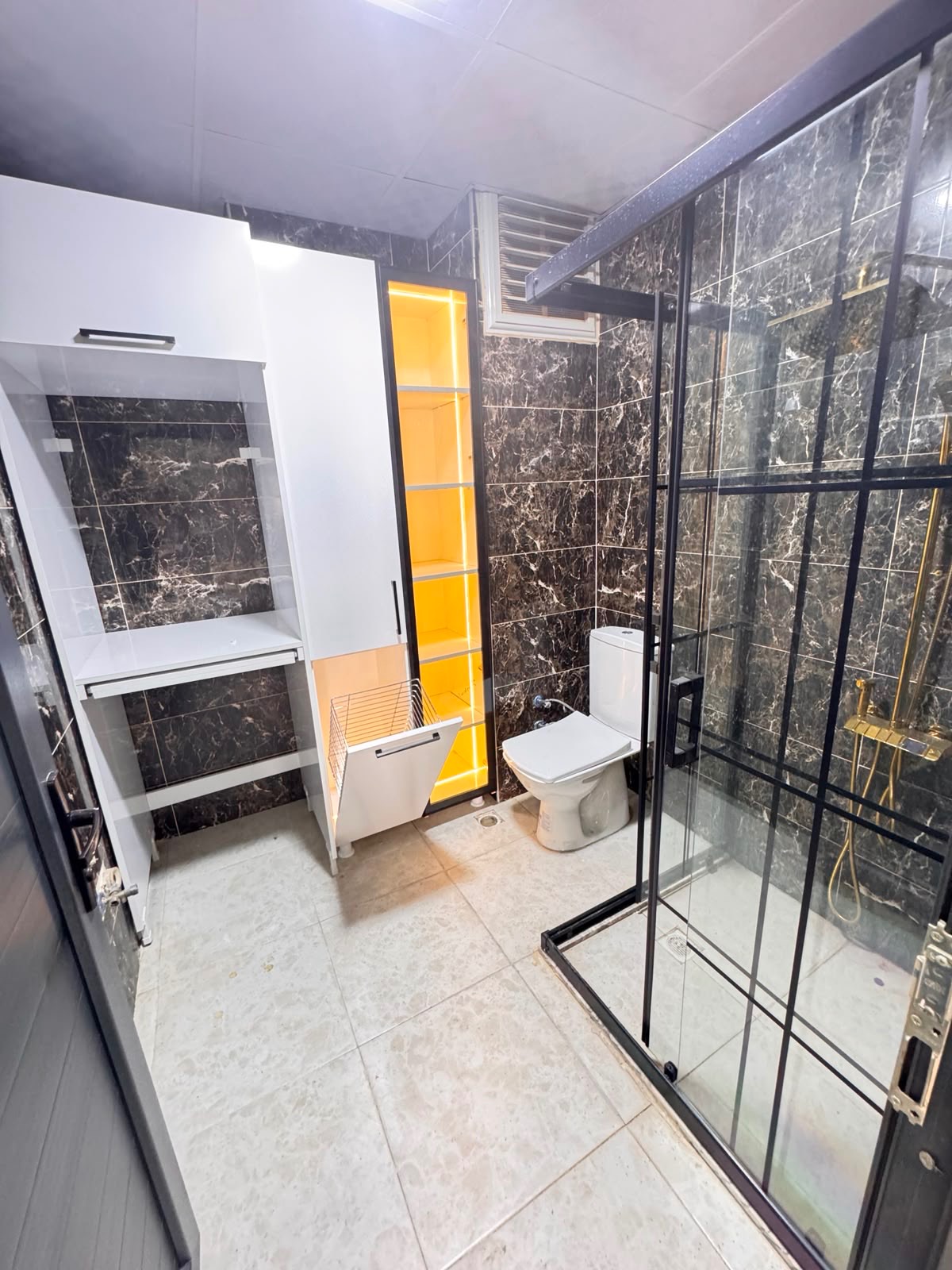 TURAN MAH 2+1 D.GAZLI ARA KAT MERKEZİ KONUMDA MASRAFSIZ SATILIK DAİRE