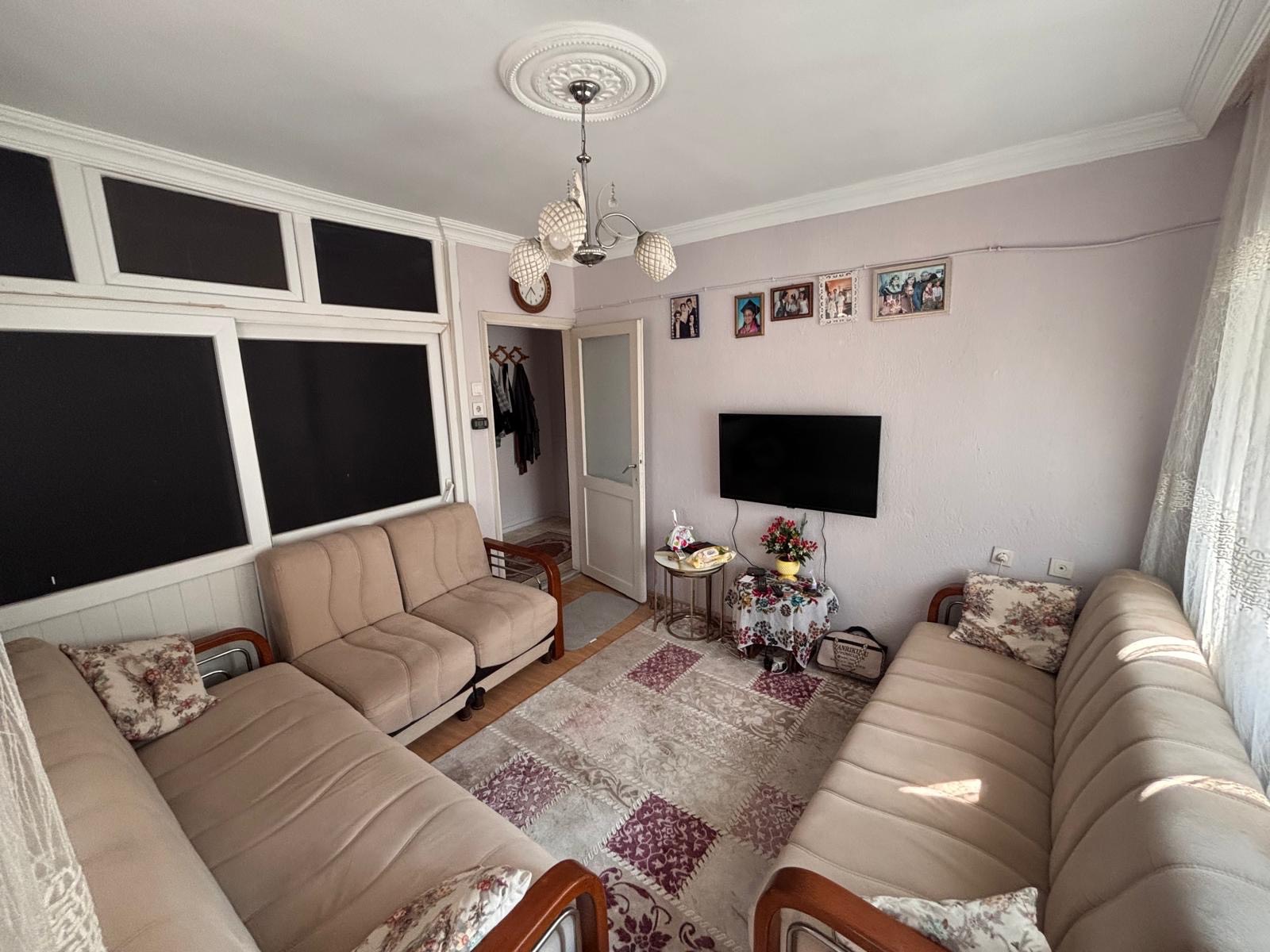 YILMAZLAR MAH ÇARŞI MERKEZDE UYGUN FİYATLI SATILIK DAİRE