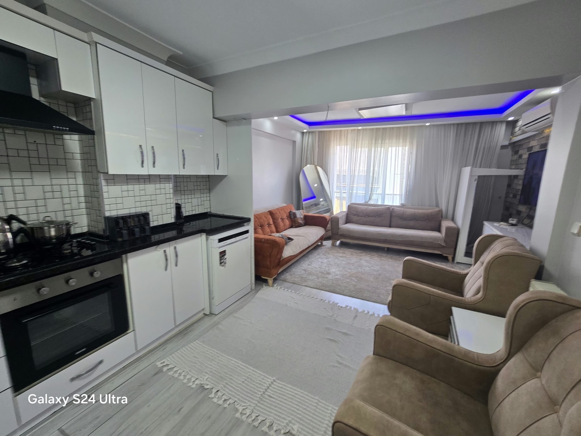 ACİL SATILIK ŞEHİTLER MAH 2+1 DAİRE