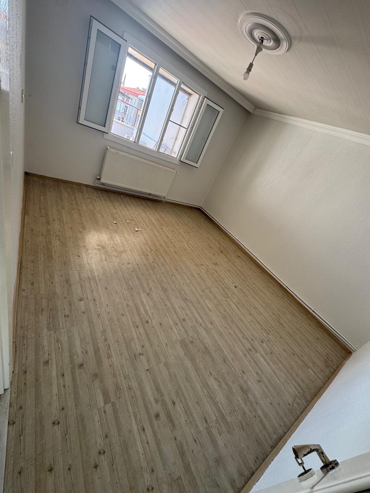 YILDIRIM MAH UYGUN FİYATLI D.GAZLI 2+0 SATILIK DAİRE
