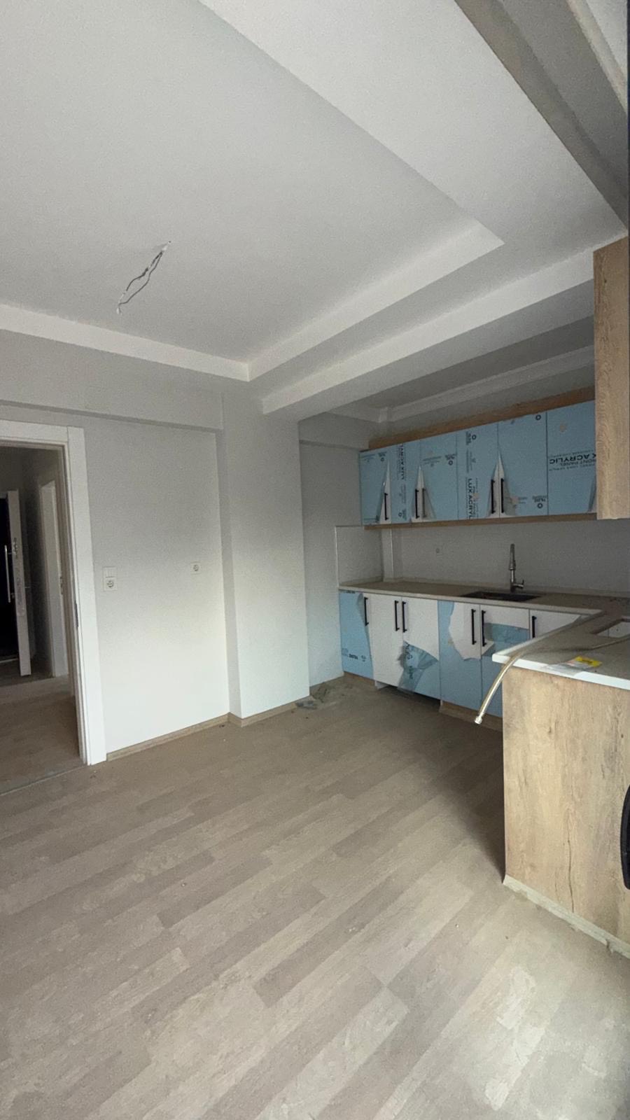 FIRSAT! ERGENEKON'DA ARAS SİTESİNDE 105 M2 2+1 DAİRE