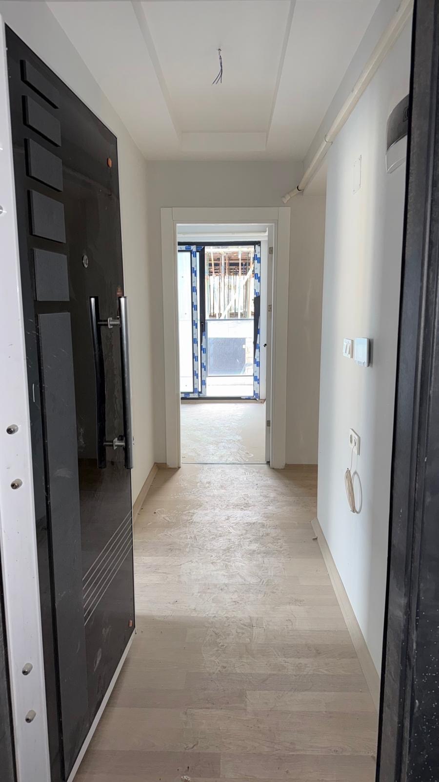FIRSAT! ERGENEKON'DA ARAS SİTESİNDE 105 M2 2+1 DAİRE