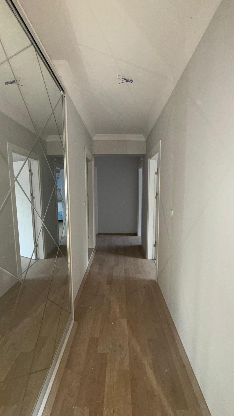 FIRSAT! ERGENEKON'DA ARAS SİTESİNDE 105 M2 2+1 DAİRE