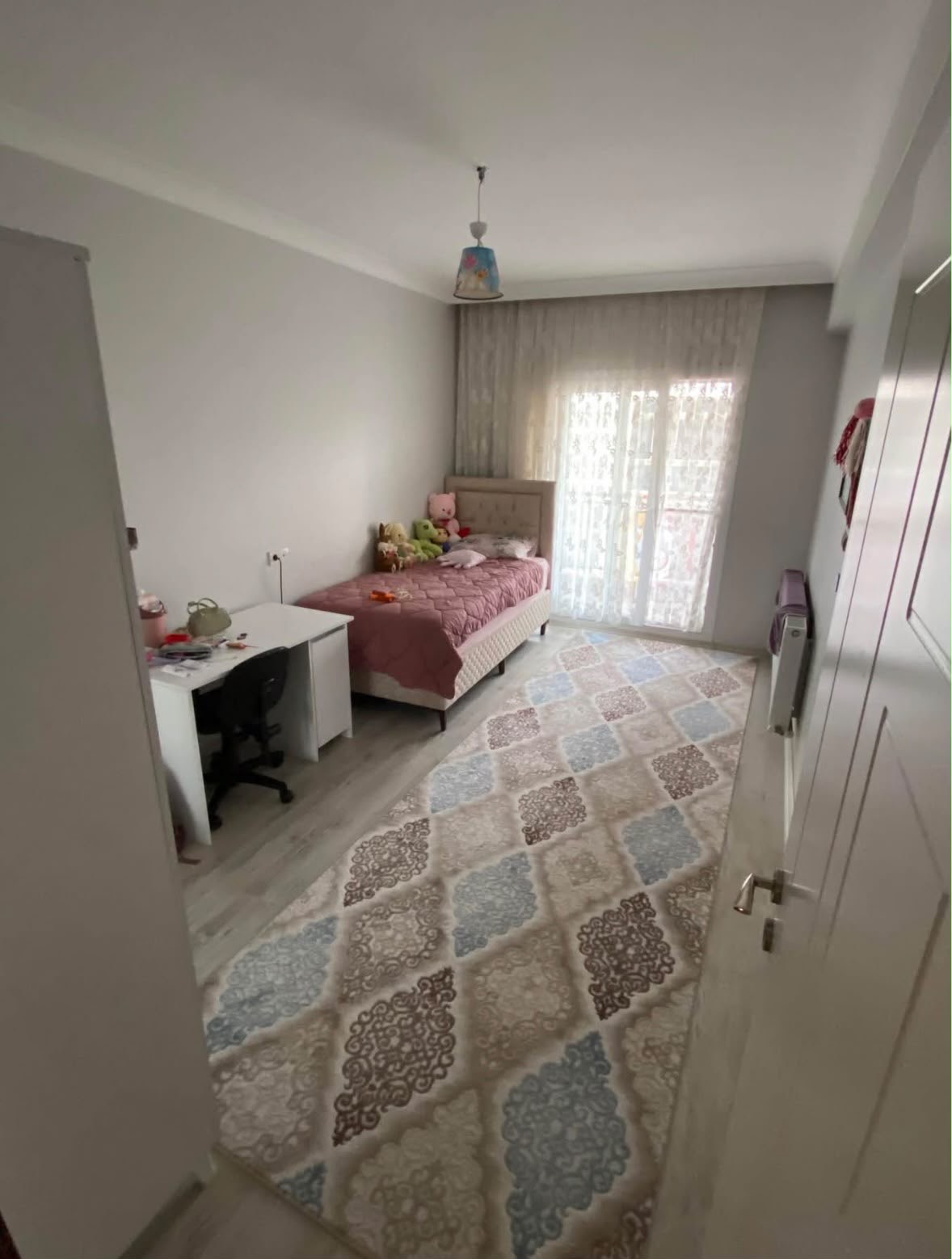 YİĞİTLER MAH ARA KAT 138M2 ASANSÖRLÜ OTOPARKLI FIRSAT SATILIK DAİRE