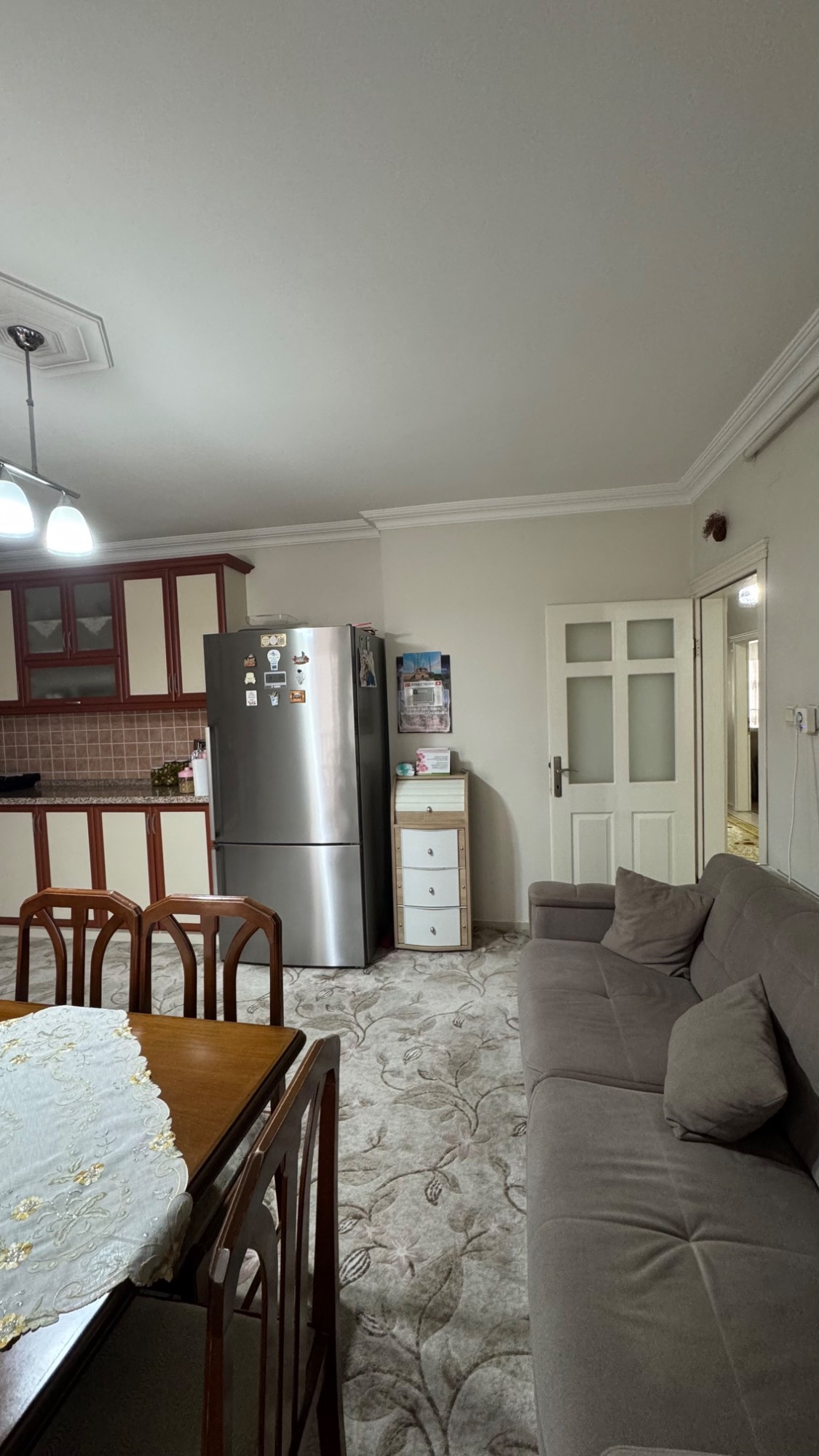 ÖĞRETMENLER EVİ CİVARI GENİŞ 3 + 1 SATILIK DAİRE