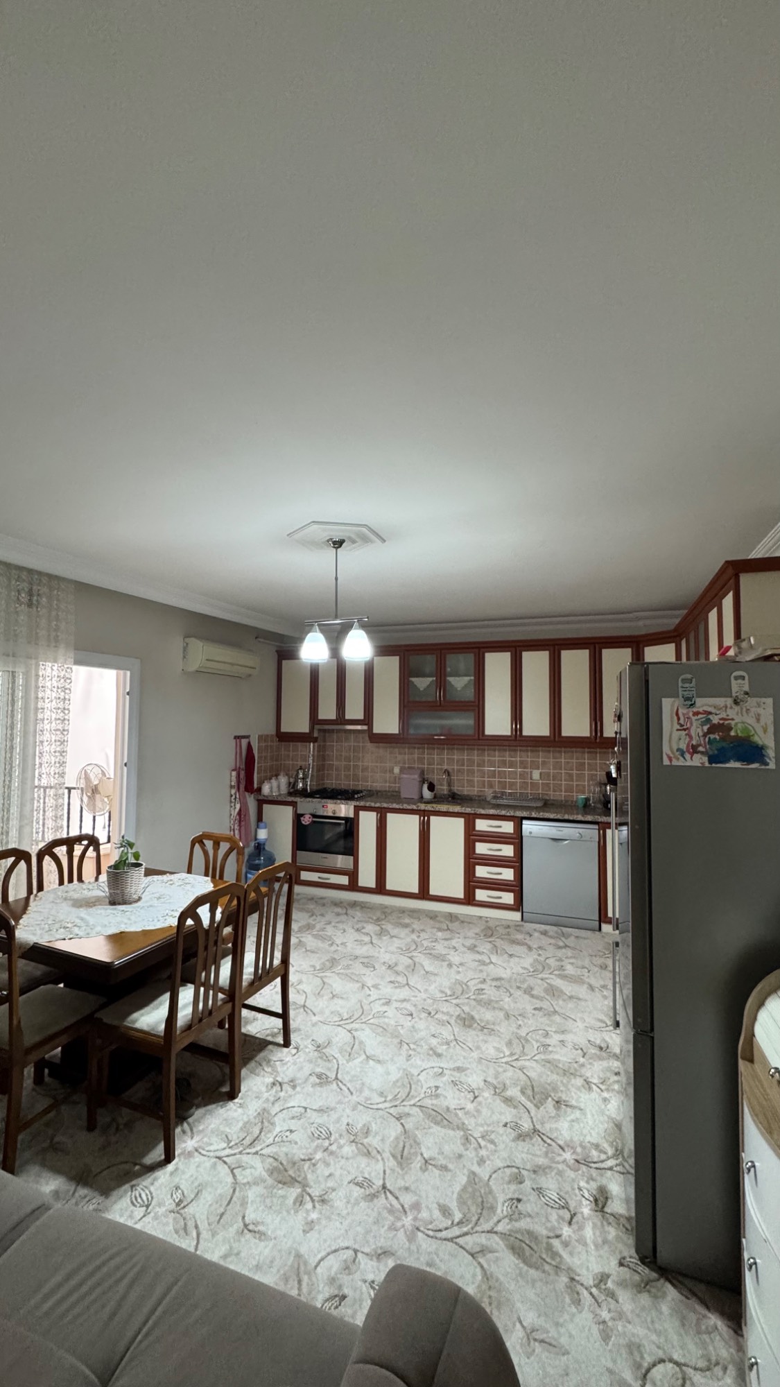 ÖĞRETMENLER EVİ CİVARI GENİŞ 3 + 1 SATILIK DAİRE