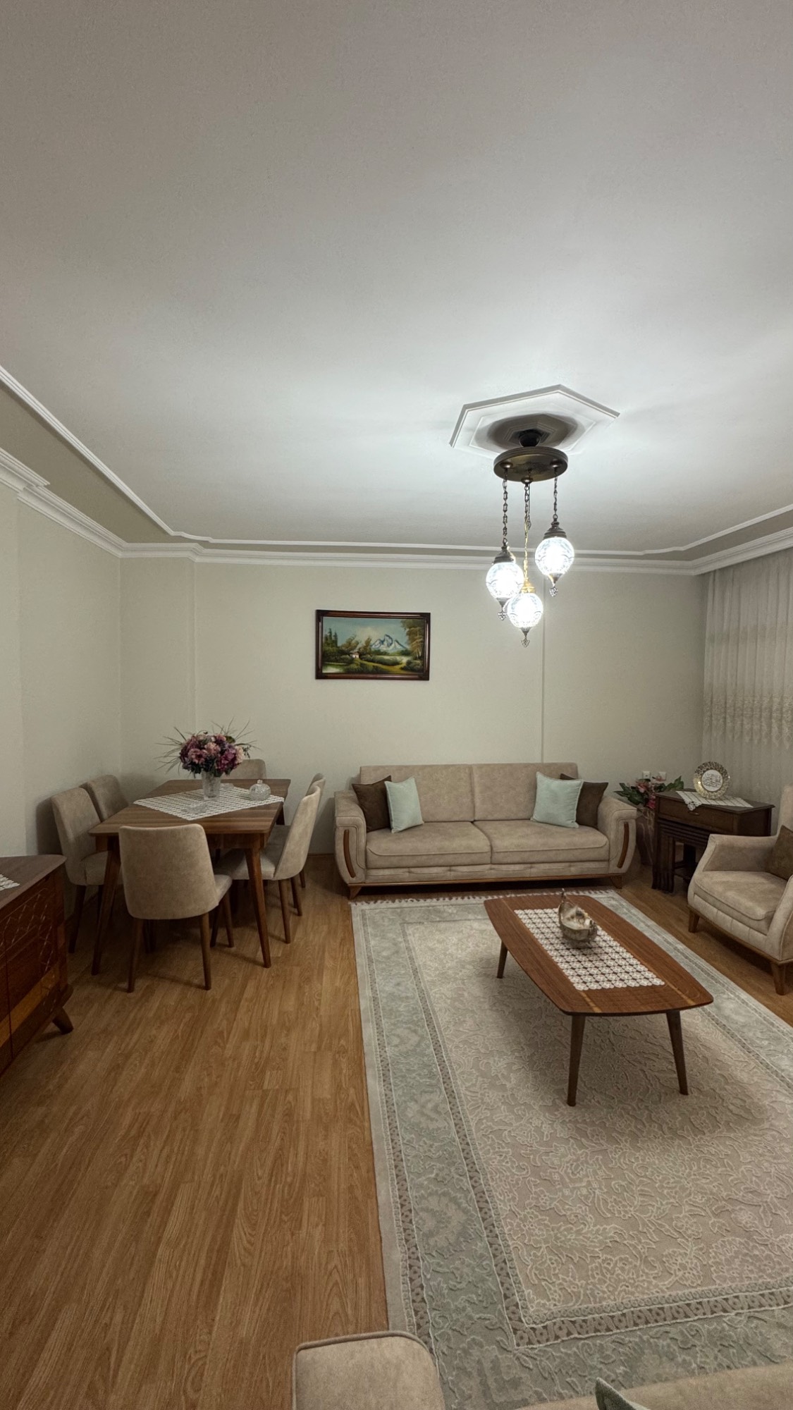 ÖĞRETMENLER EVİ CİVARI GENİŞ 3 + 1 SATILIK DAİRE