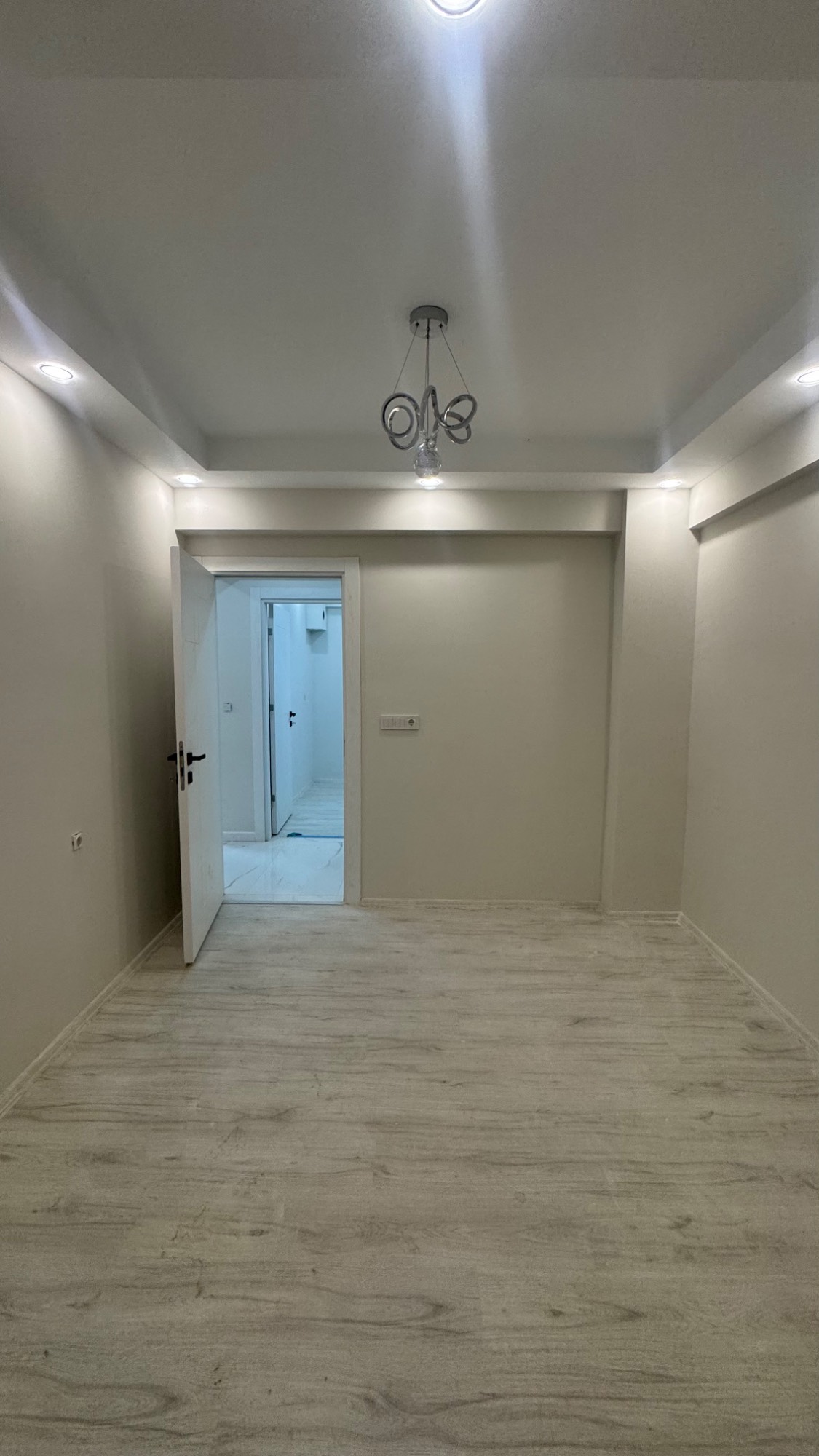 TURGUTLU 7 EYLÜL MAHALLESİ 130 METRE 3 + 1 SATILIK DAİRE