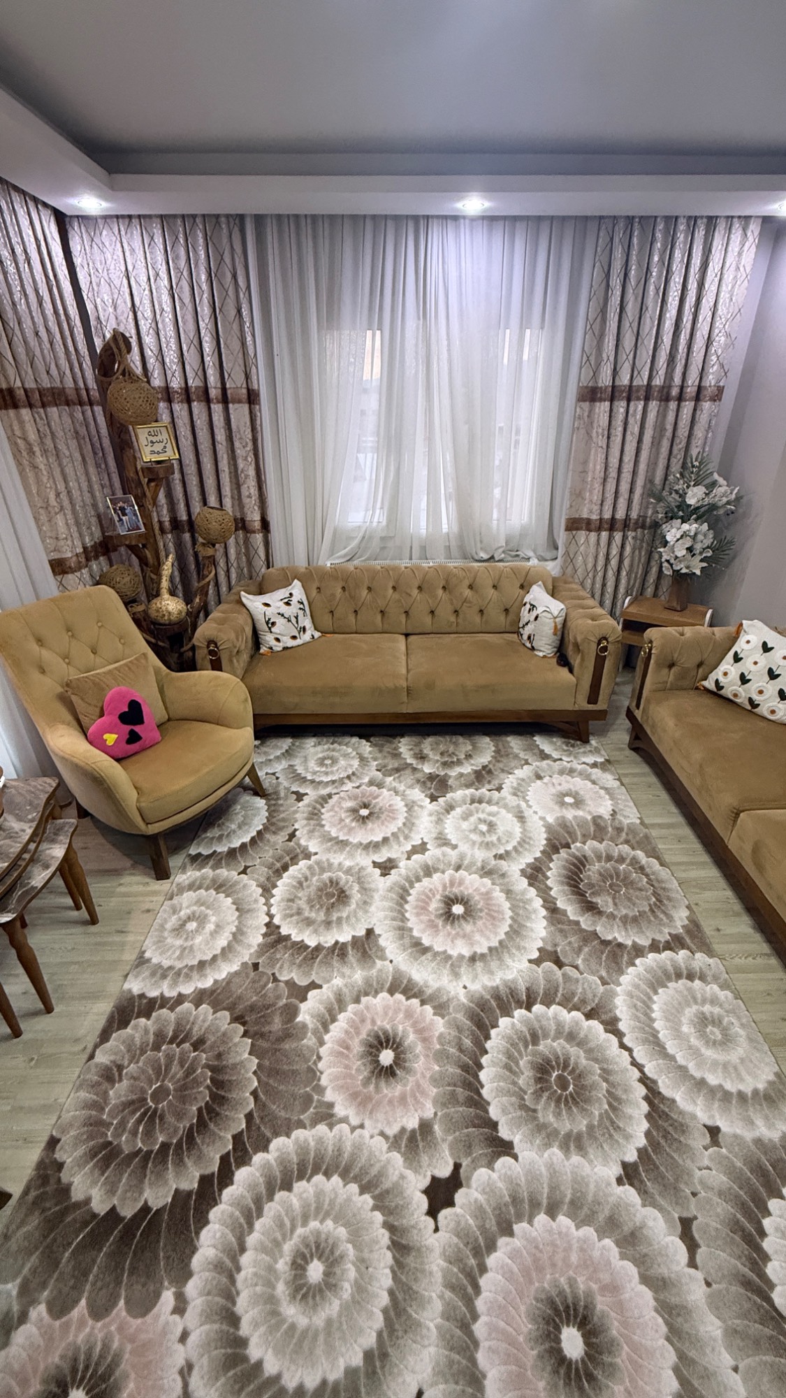 PAZARTESİ PAZARI YAKINI 130 M2 3+1 MASRAFSIZ SATILIK DAİRE