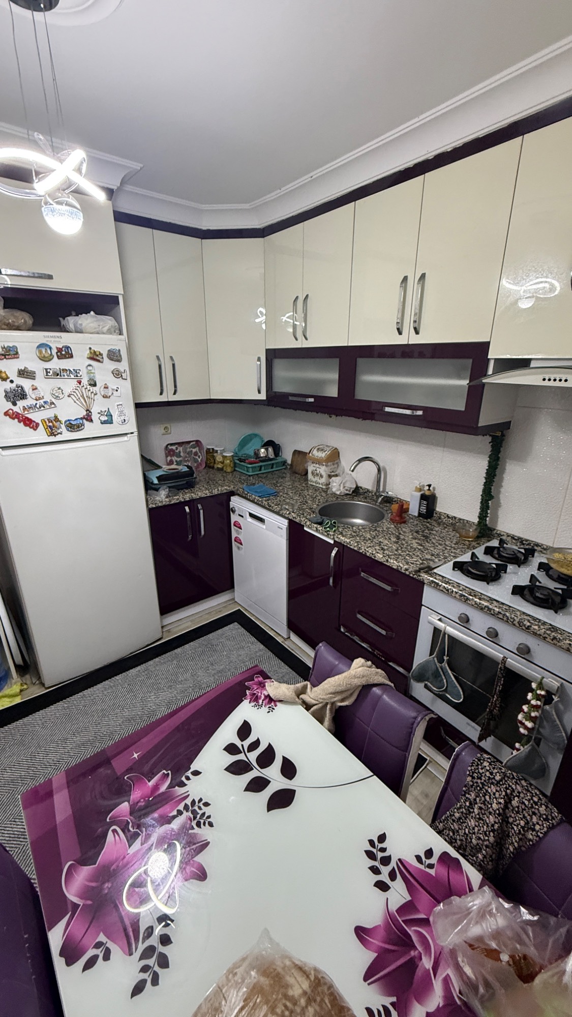 PAZARTESİ PAZARI YAKINI 130 M2 3+1 MASRAFSIZ SATILIK DAİRE
