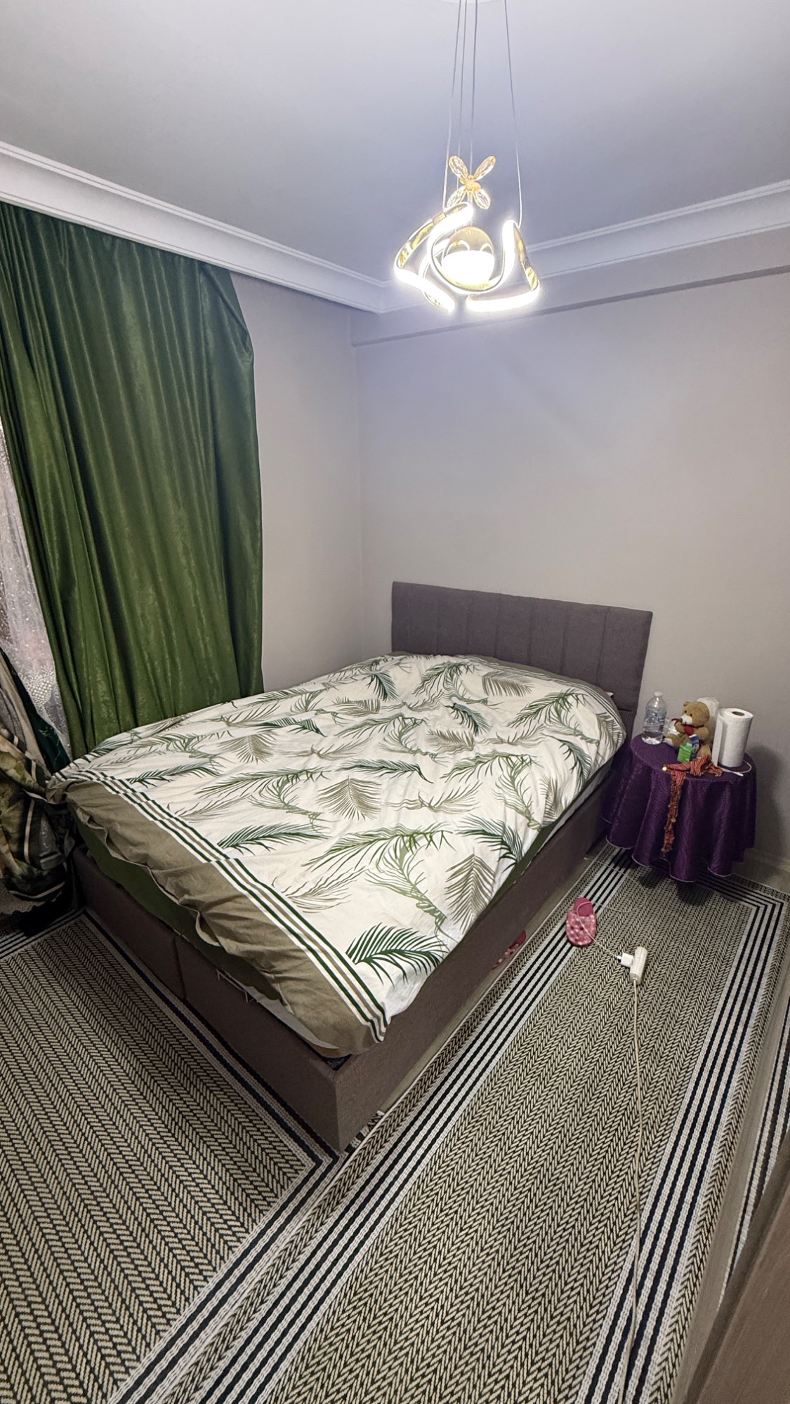 PAZARTESİ PAZARI YAKINI 130 M2 3+1 MASRAFSIZ SATILIK DAİRE