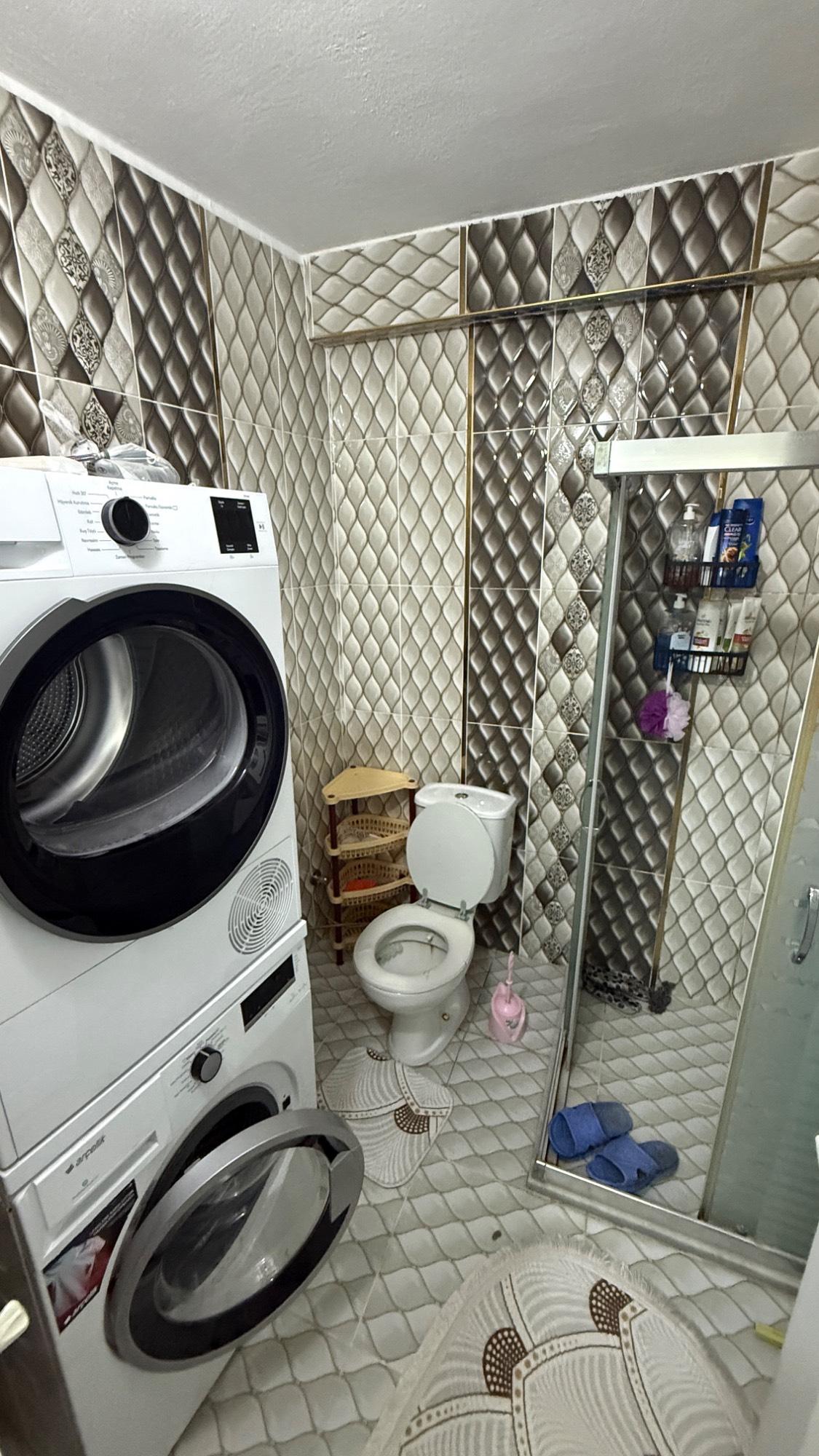 PAZARTESİ PAZARI YAKINI 130 M2 3+1 MASRAFSIZ SATILIK DAİRE