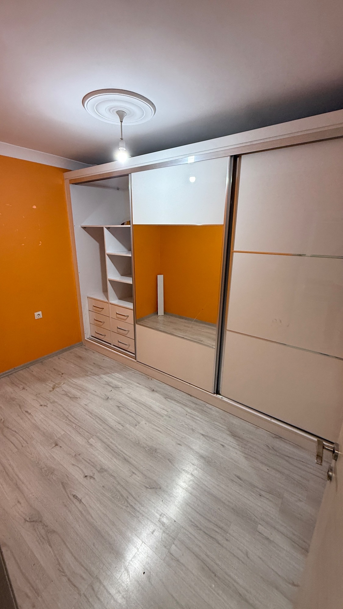 SUBAŞI MAH KERVAN YOLU YAKINI FIRSAT 4+1 ARA KAT ASANSÖRLÜ SATILIK DAİRE