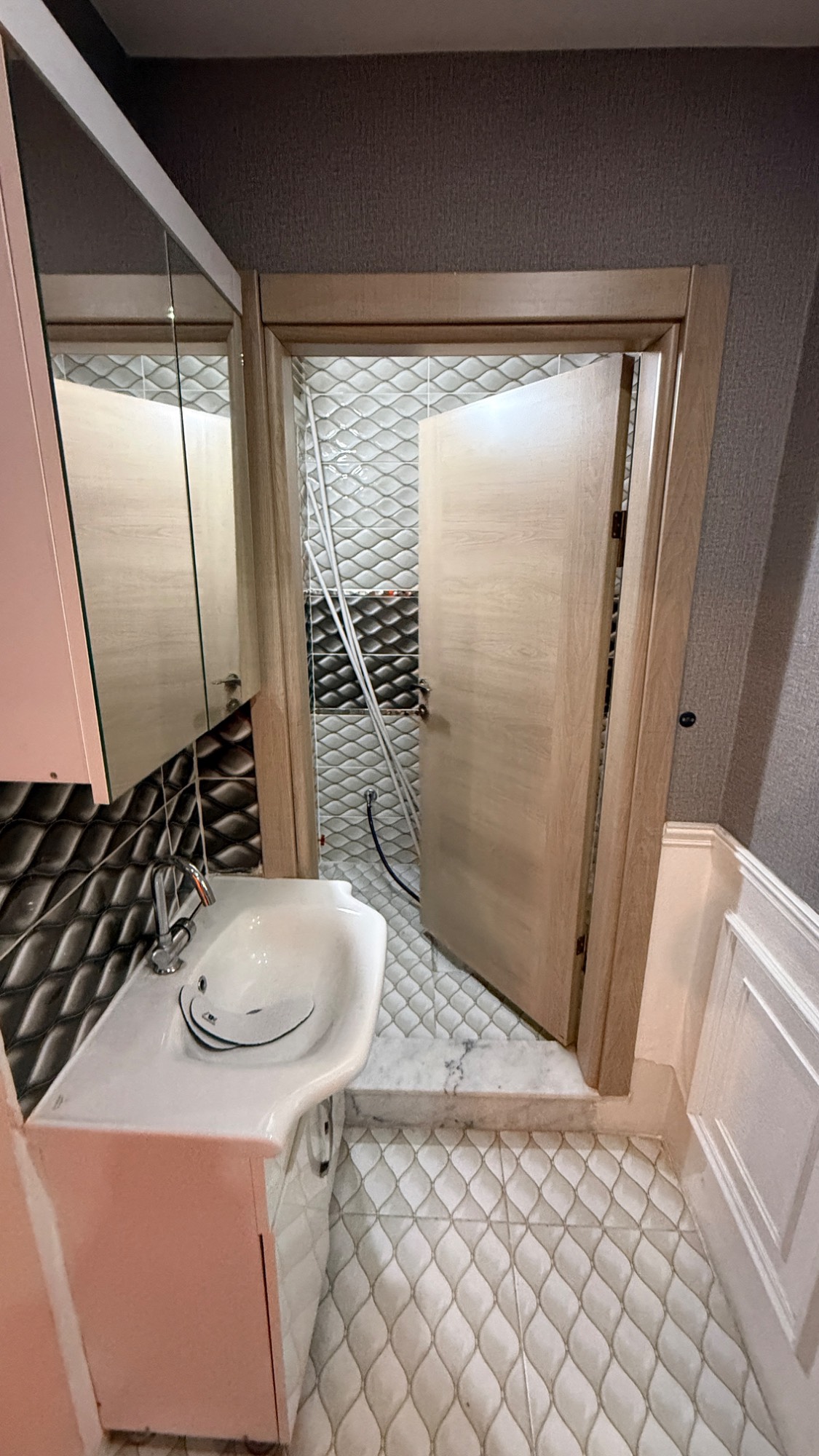 SUBAŞI MAH KERVAN YOLU YAKINI FIRSAT 4+1 ARA KAT ASANSÖRLÜ SATILIK DAİRE