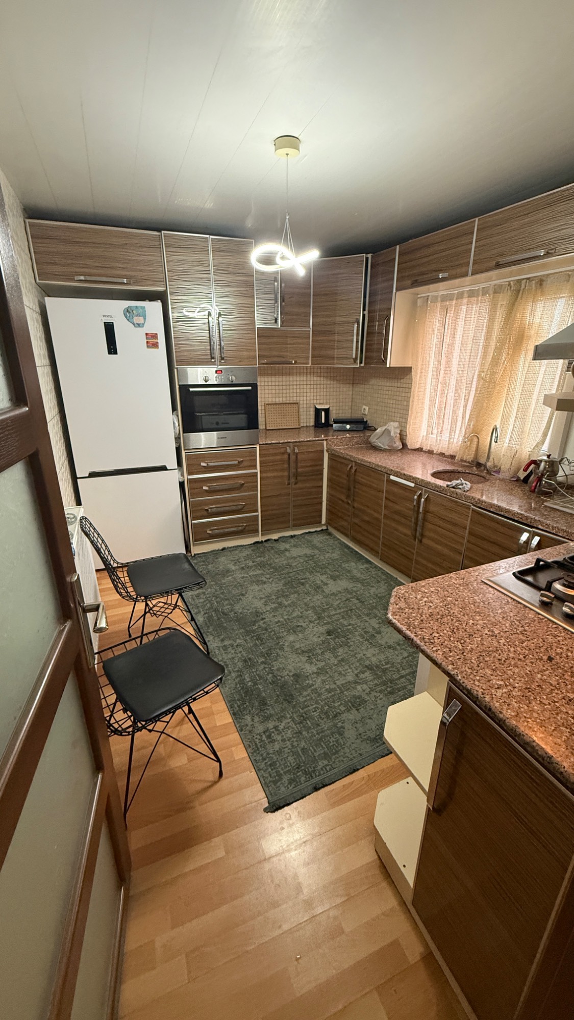 SELVİLİTEPEDE GENİŞ 2+1 D.GAZLI MASRAFSIZ SATILIK DAİRE