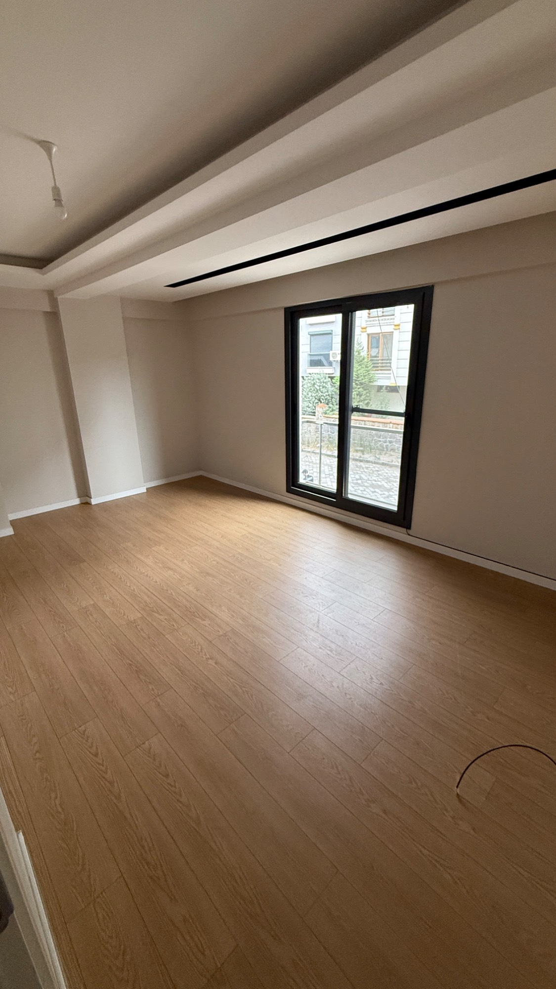 ERGENEKON MAH ŞATO OKULU YAKINI 3+1 ASANSÖRLÜ OTOPARKLI SATILIK DAİRE