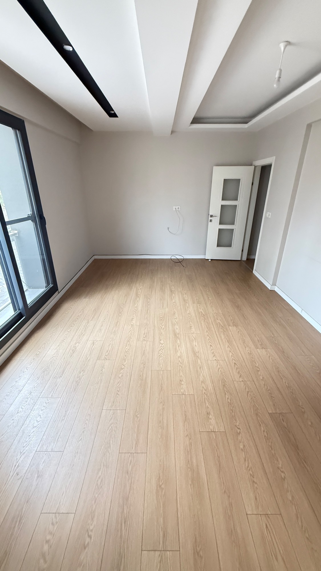 ERGENEKON MAH ŞATO OKULU YAKINI 3+1 ASANSÖRLÜ OTOPARKLI SATILIK DAİRE
