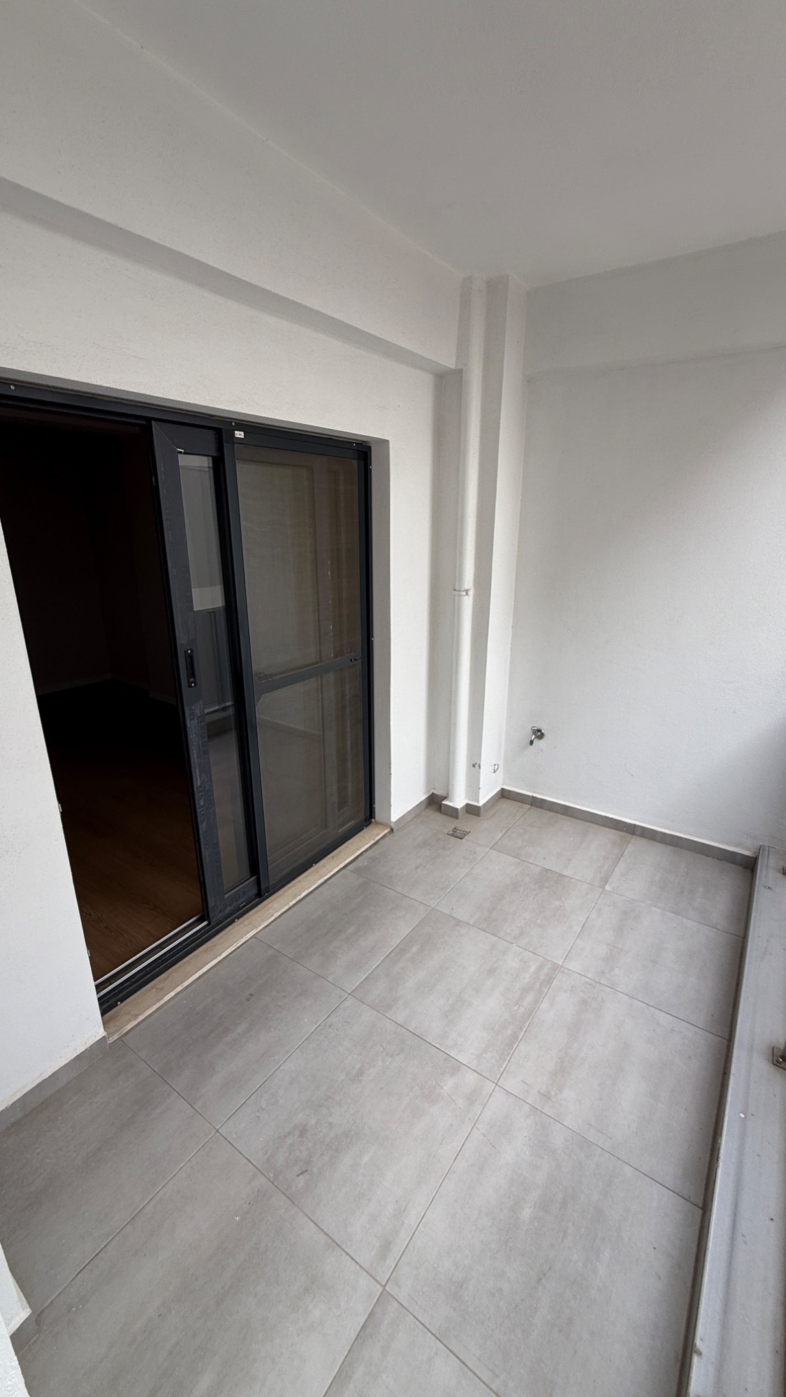 ERGENEKON MAH ŞATO OKULU YAKINI 3+1 ASANSÖRLÜ OTOPARKLI SATILIK DAİRE