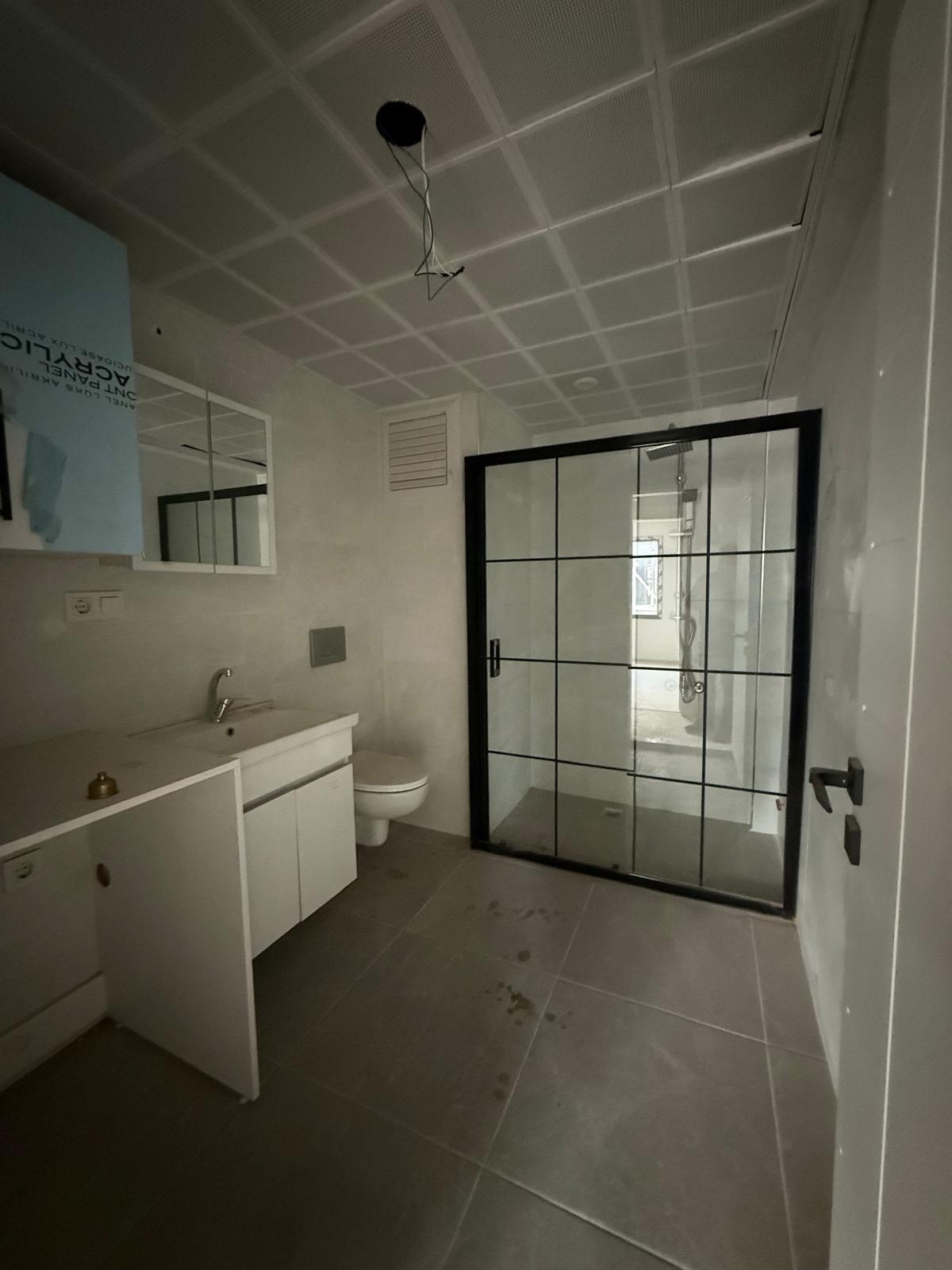 FIRSAT! ERGENEKON'DA ARAS SİTESİNDE 105 M2 2+1 DAİRE