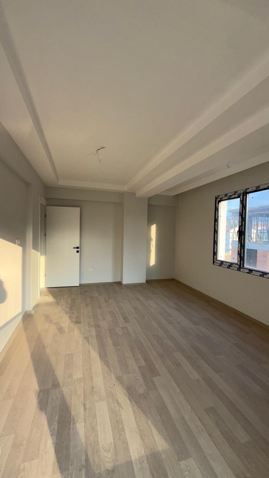 FIRSAT! ERGENEKON'DA ARAS SİTESİNDE 105 M2 2+1 DAİRE