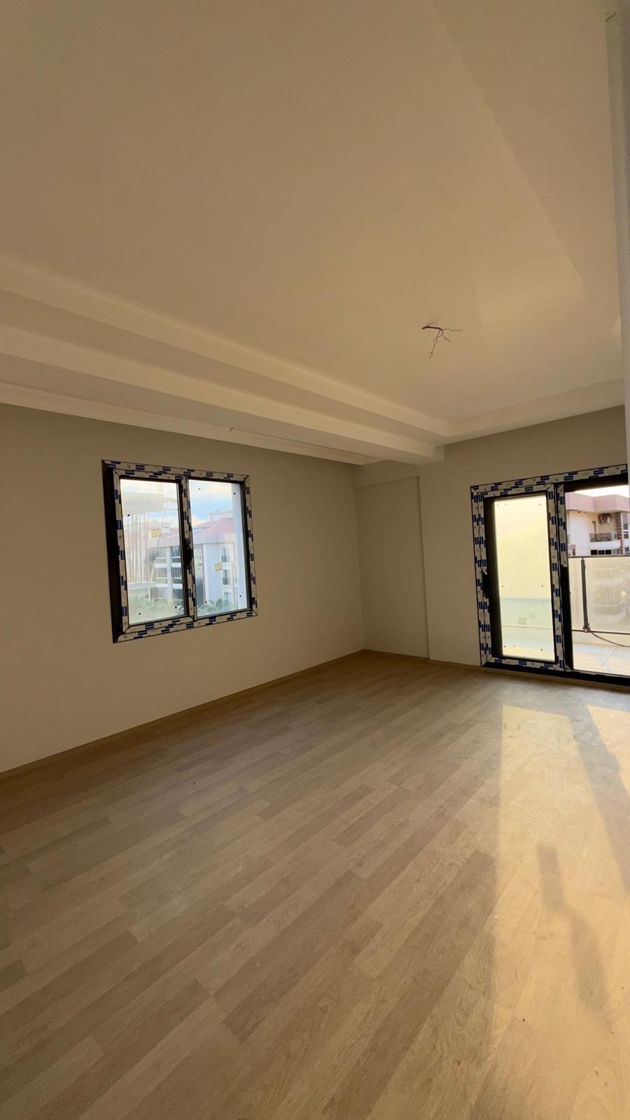 FIRSAT! ERGENEKON'DA ARAS SİTESİNDE 105 M2 2+1 DAİRE
